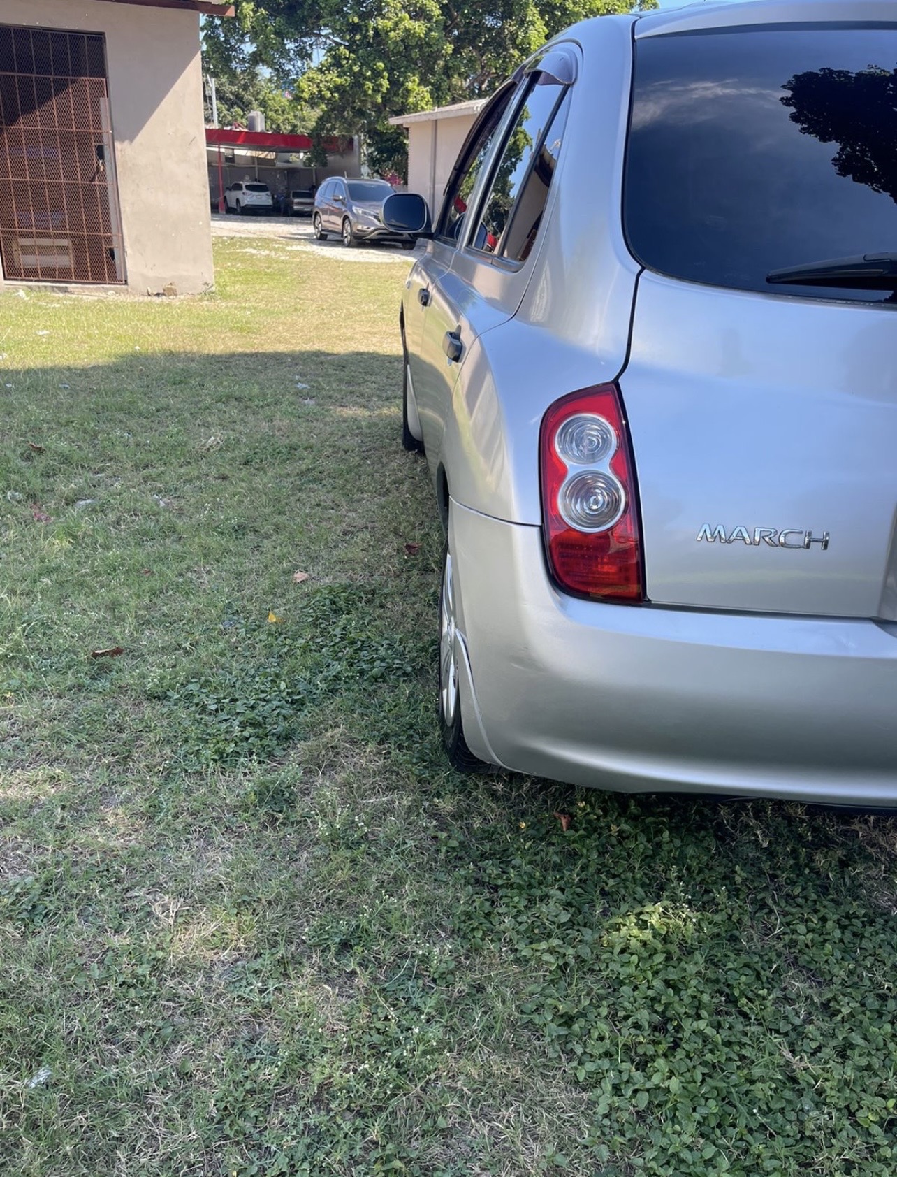 carros - Nissan March 2010 2