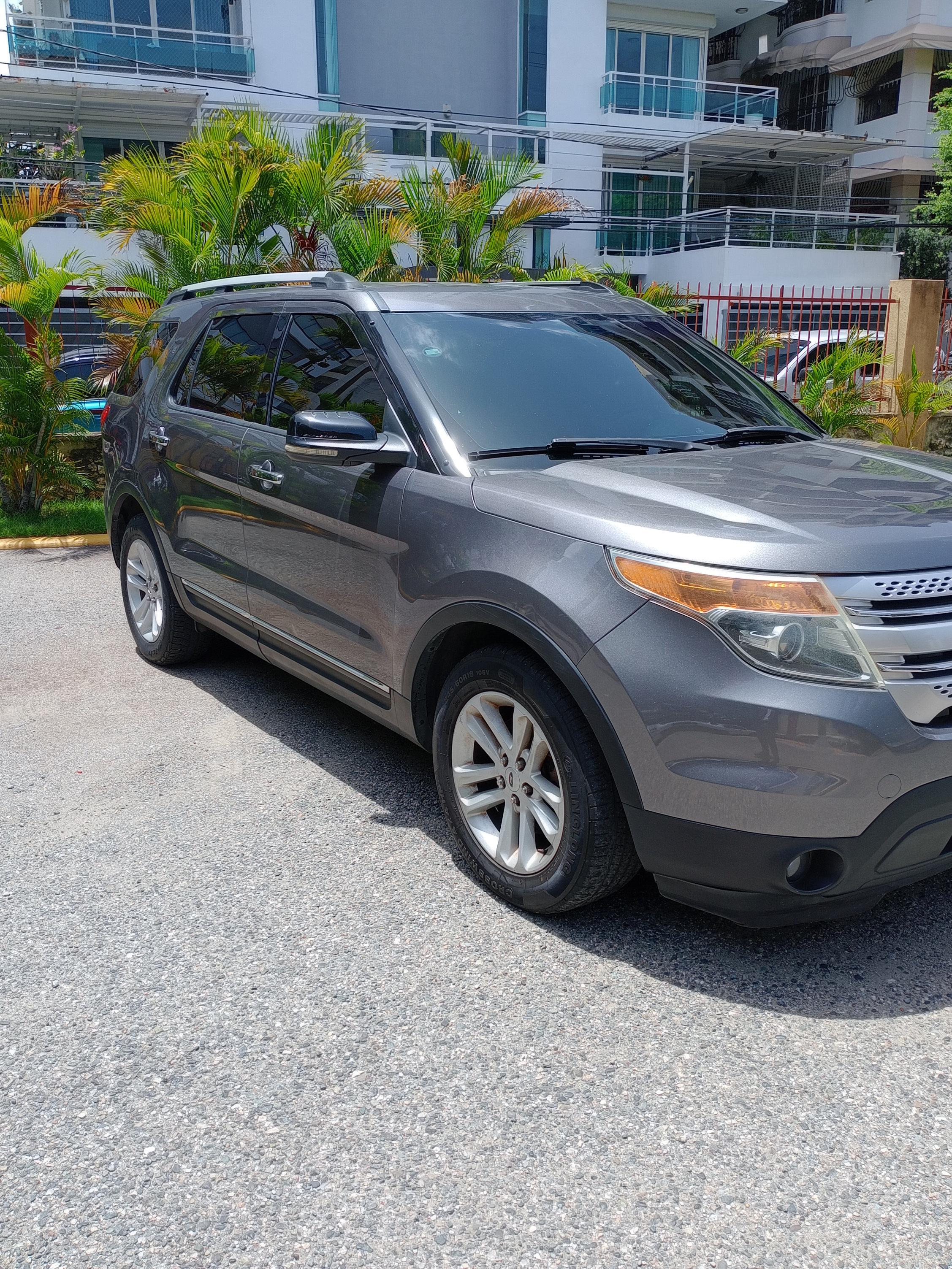 jeepetas y camionetas - Ford Explorer XLT 2013