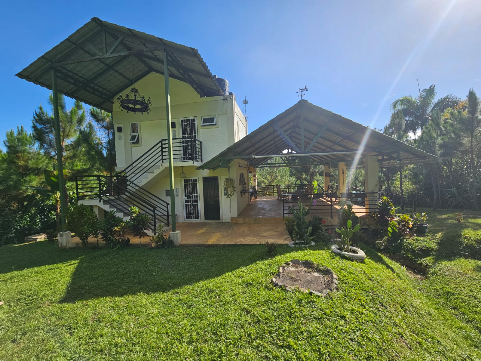 casas vacacionales y villas - Se Vende Villa en Altos del Caballo, Los Pinos, San Francisco de Macorís Macoris