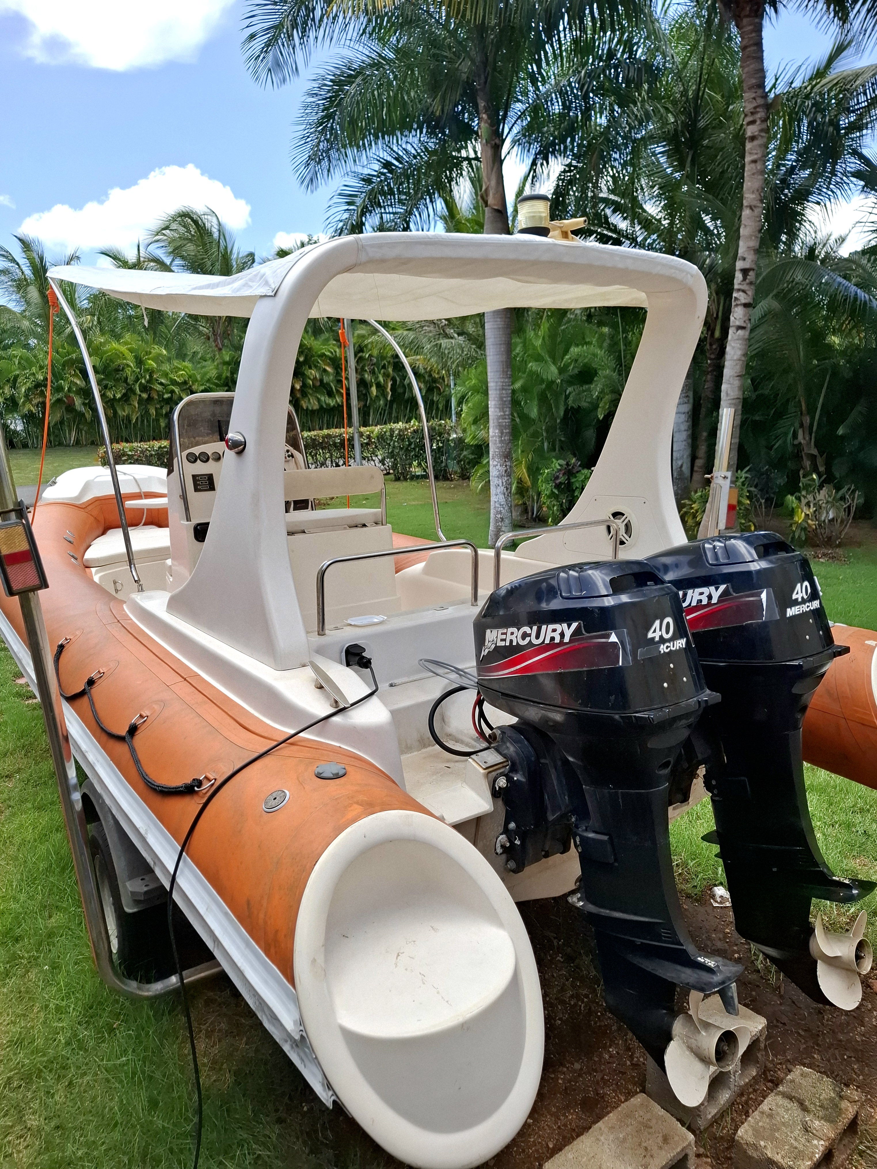 botes - Bote Zodiac 4