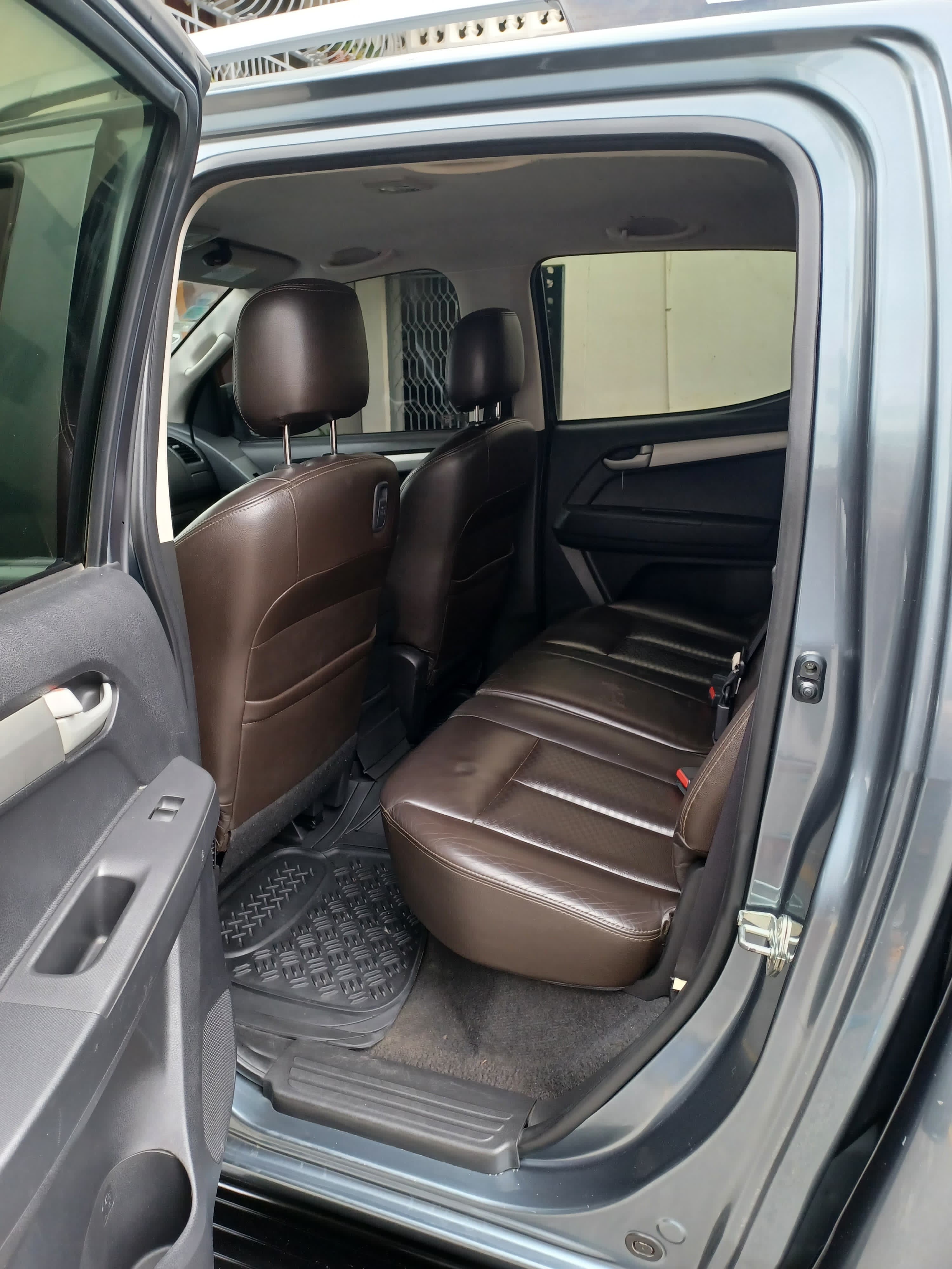 jeepetas y camionetas - Isuzu D’MAX 2013 1