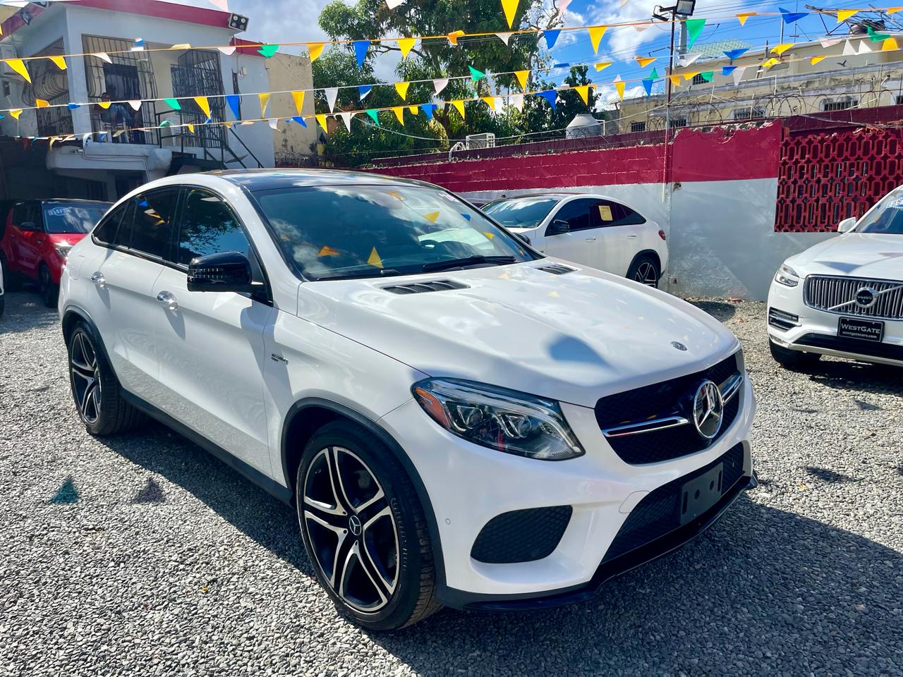jeepetas y camionetas - Mercedes Benz GLE 43 AMG 2018 Recien Importada 2