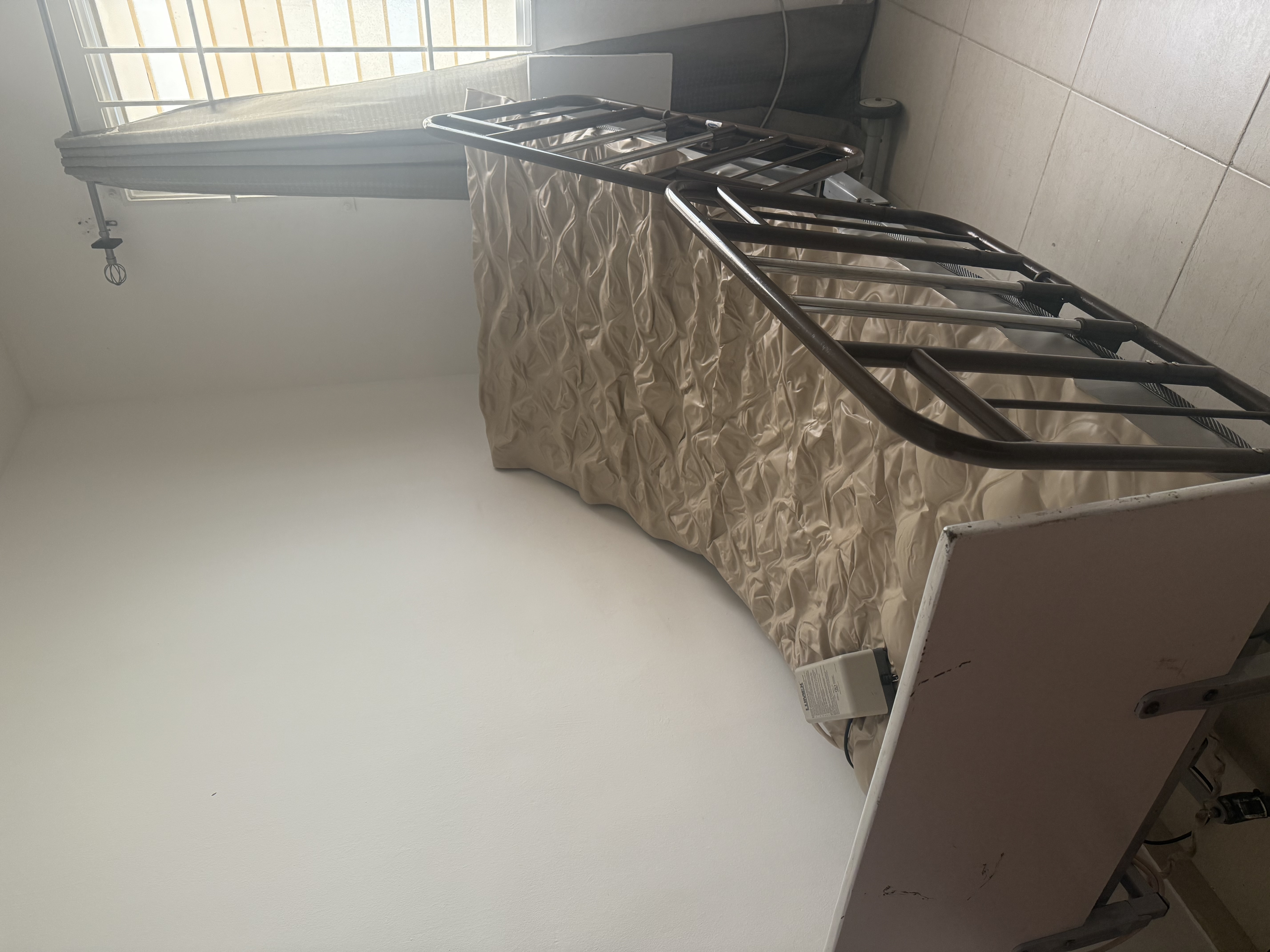 equipos profesionales - Vendo cama de hospital  9
