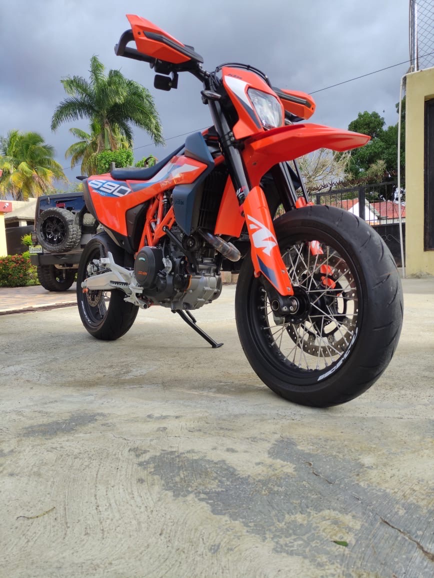 motores y pasolas - KTM 690 SMCR 3