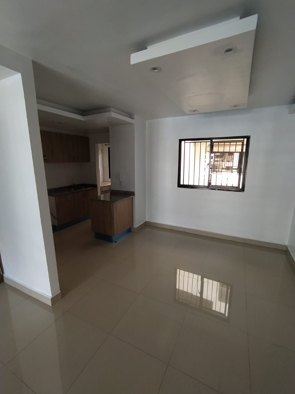 apartamentos - Se renta Apto Ave Ecologica. 3 Hab. 2 Banos. 1