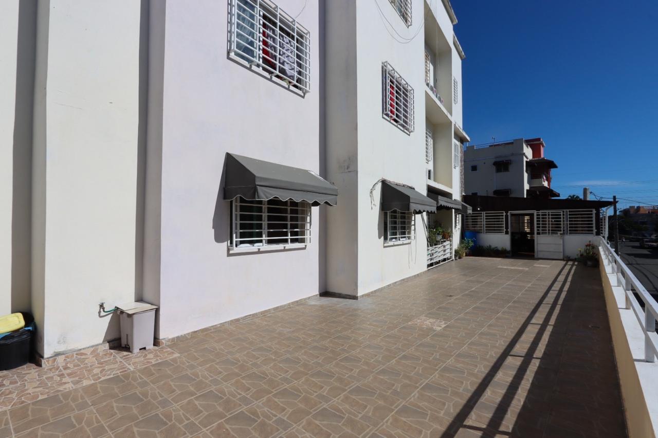 apartamentos - Apartamento en venta en Jardines del Sur 0