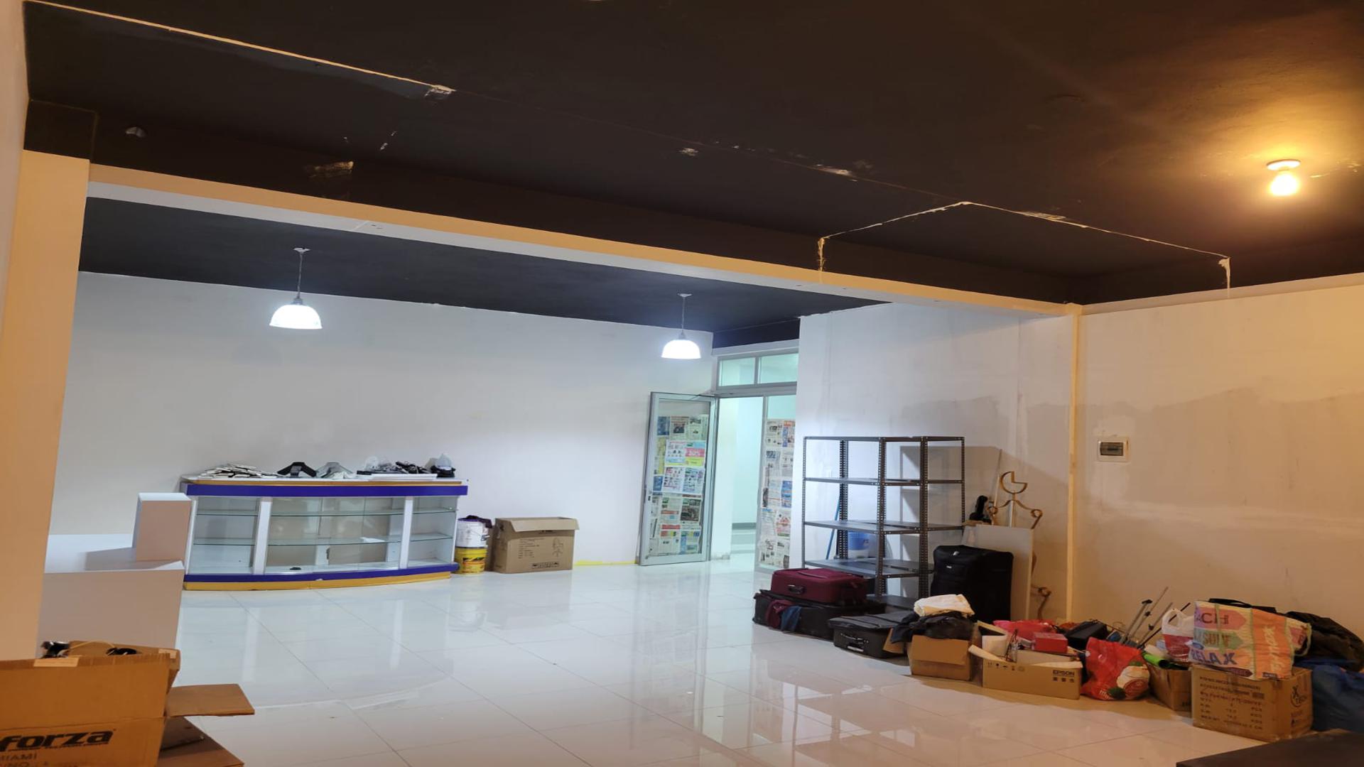 oficinas y locales comerciales - Local en alquiler el Millón 7