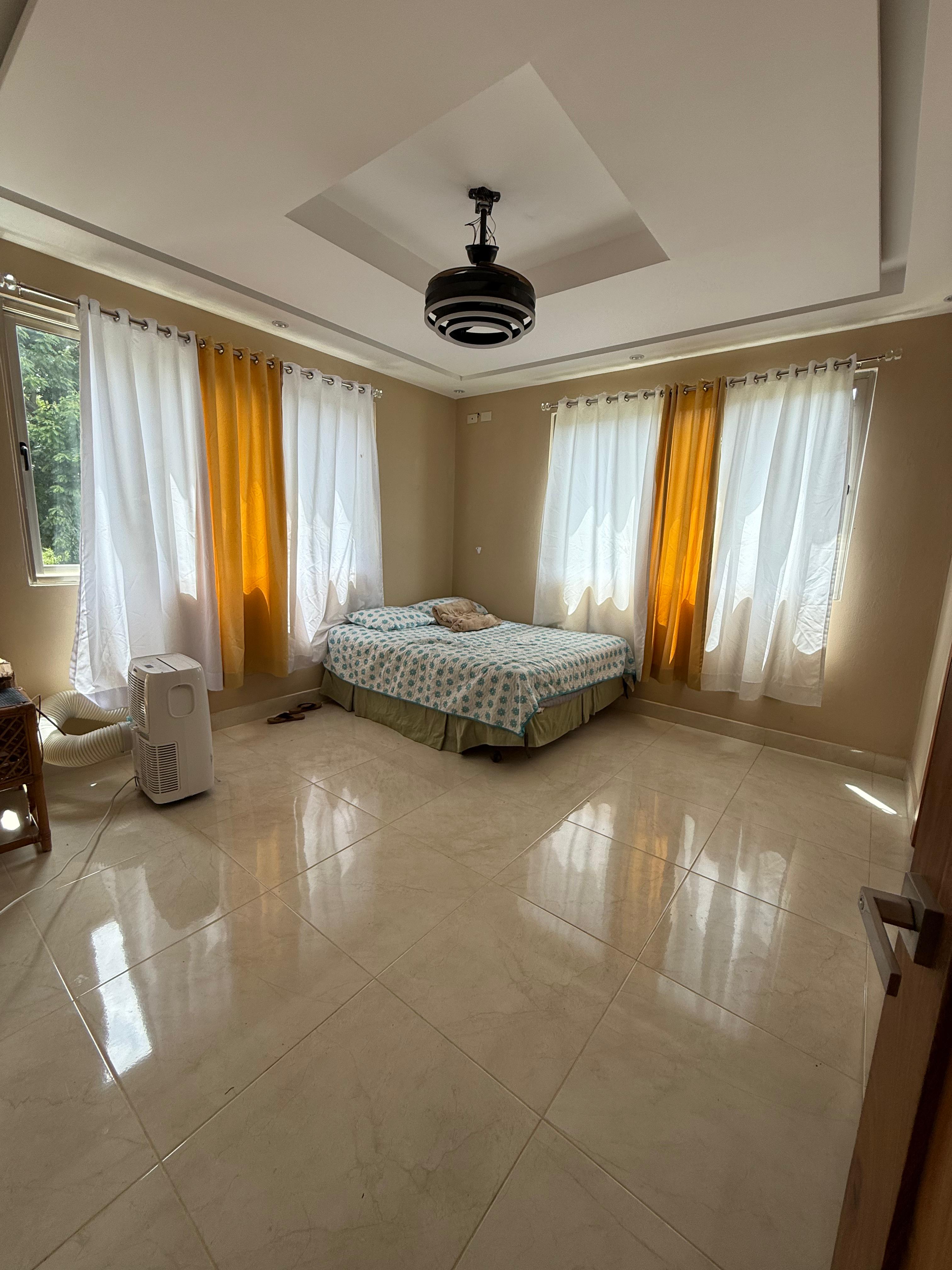 casas - CASA EN VENTA EN GURABO, SANTIAGO. 7
