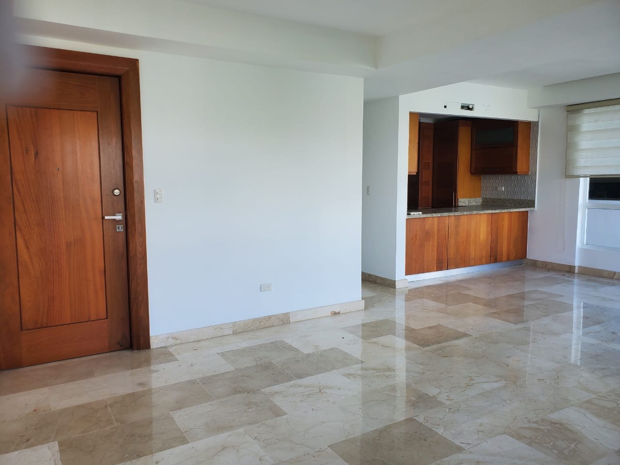 apartamentos - Alquiló mirador sur tres hab con baño dos parqueos 1