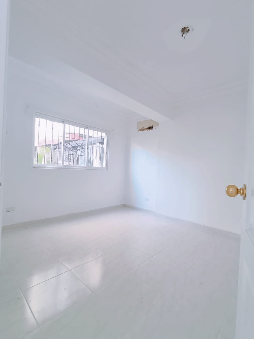 apartamentos - LA ESPERILLA EN VENTA  AMPLIO APARTAMENTO  2