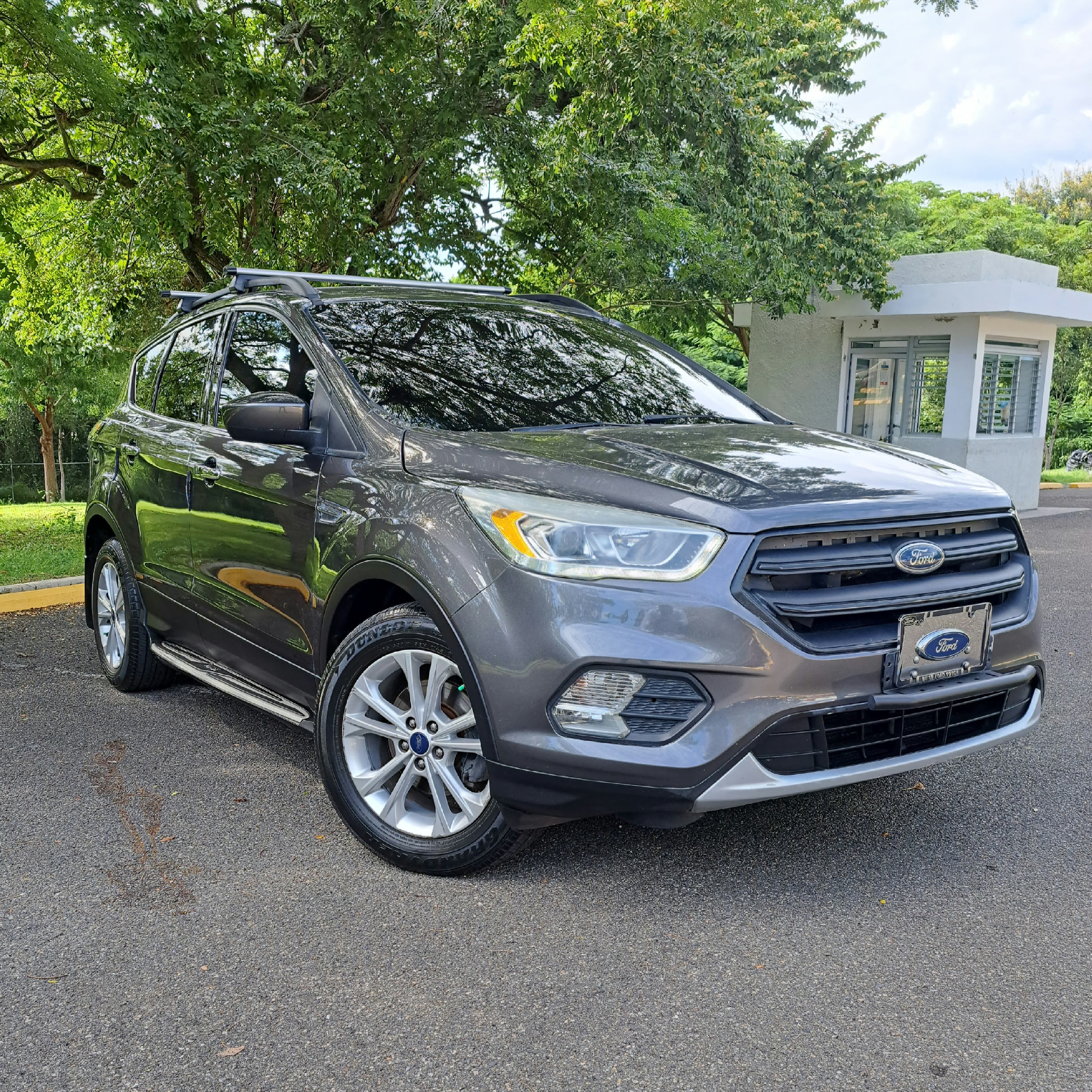 jeepetas y camionetas - FORD ESCAPE 2017 SE 