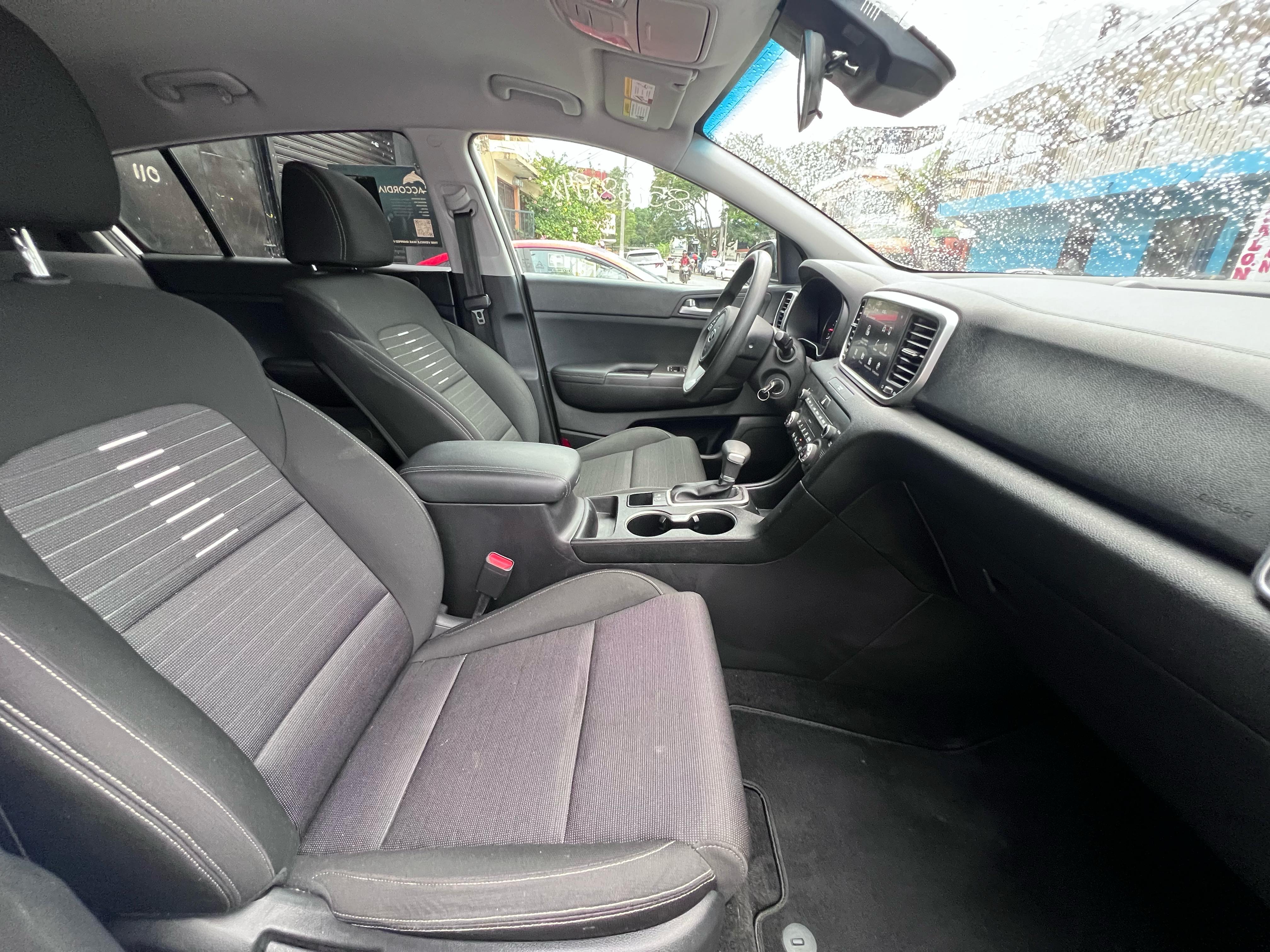 jeepetas y camionetas - Ki sportage Lx 2020  6