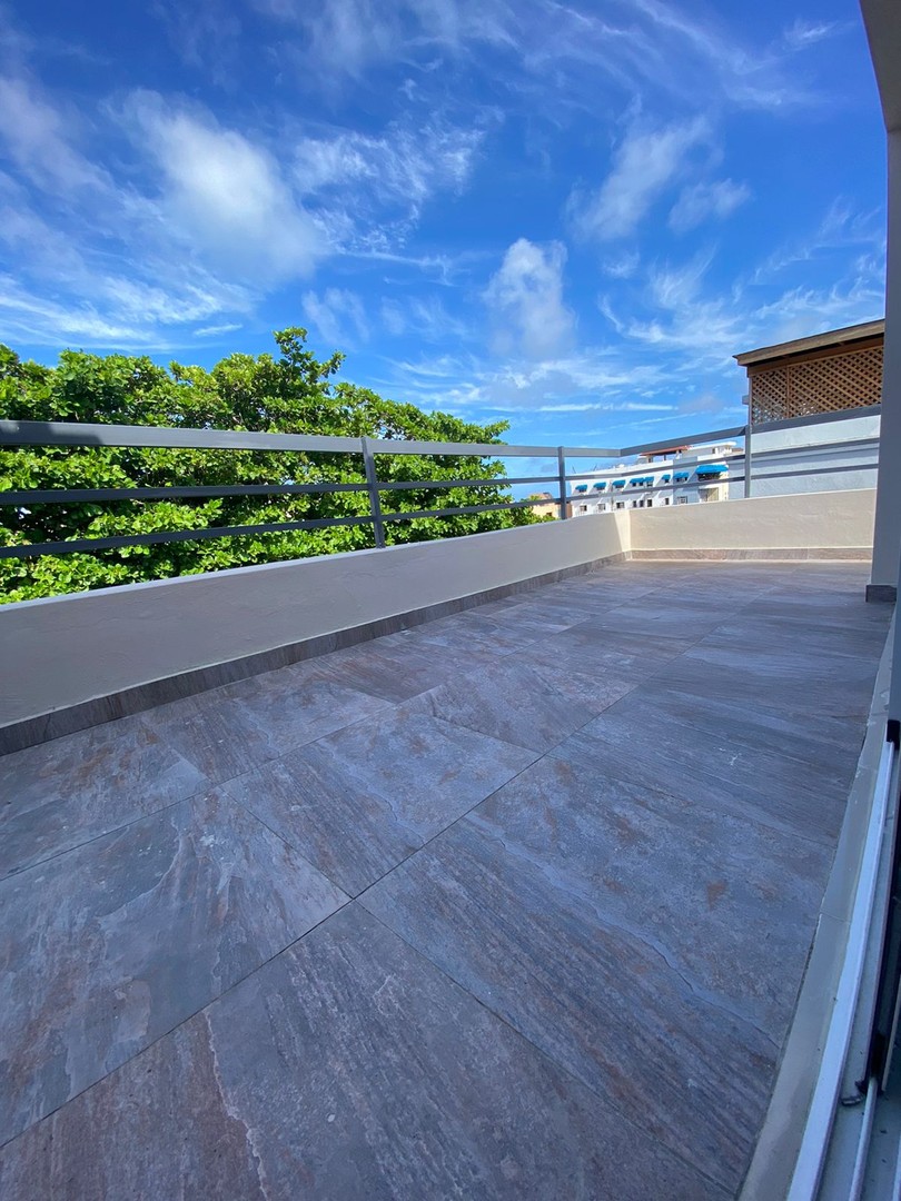 apartamentos - Apartamento con Terraza en Sector Tropical Ave. Independencia 
4to y 5to nivel 6