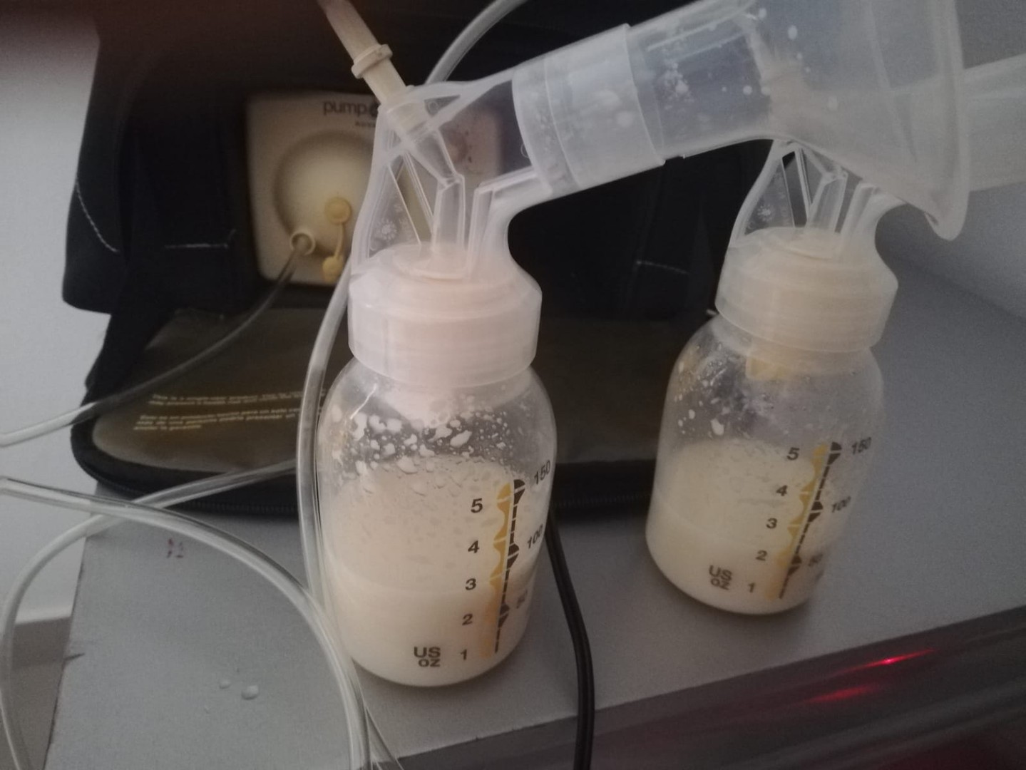 cuidado y nutricion - Extractor de leche materna eléctrico MEDELA  1