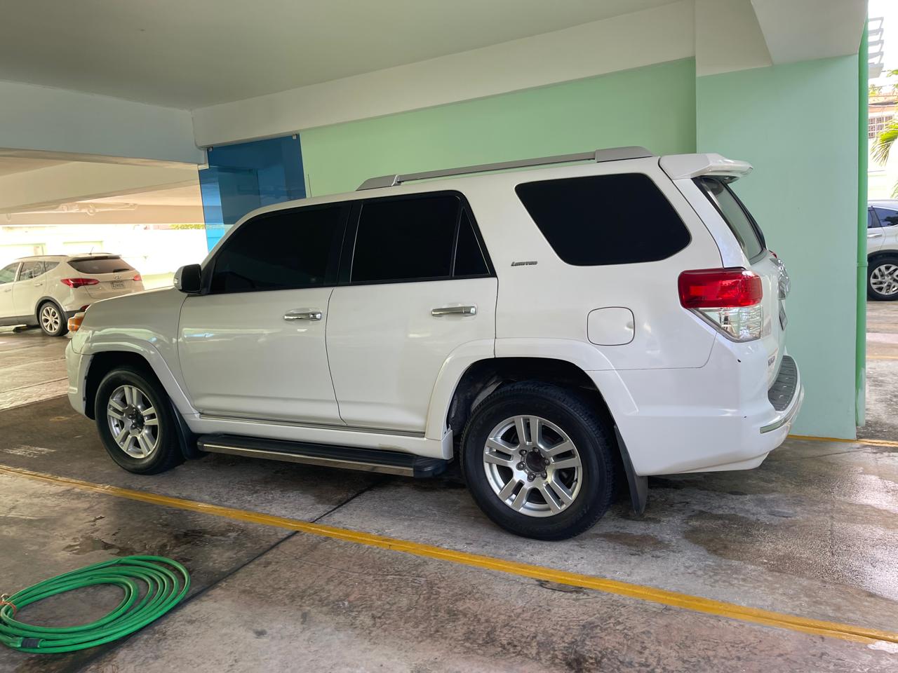 jeepetas y camionetas - Toyota 4runner limited 2012 6