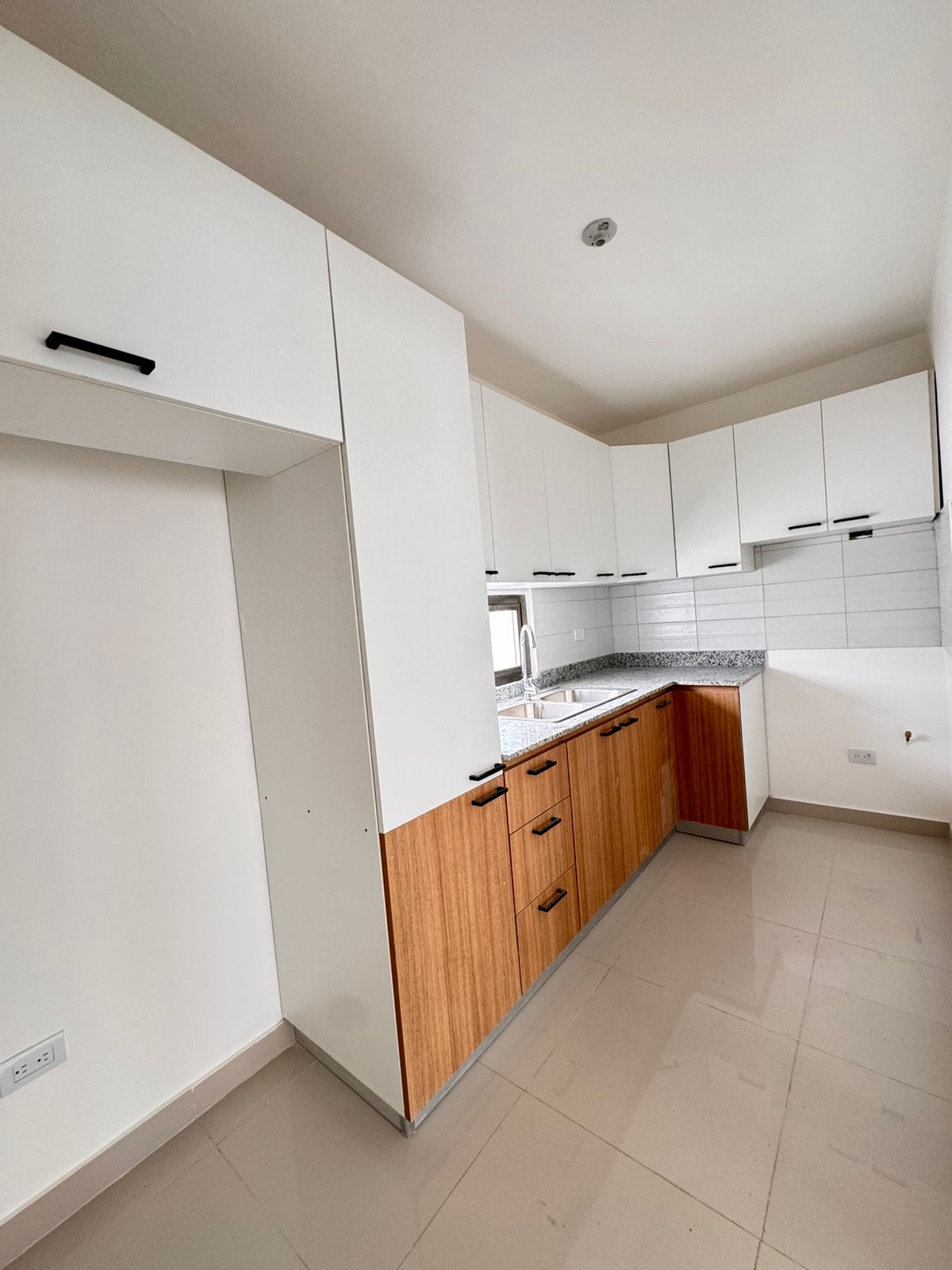 apartamentos - Venta de Apartamento en Reparto los tres ojos 6