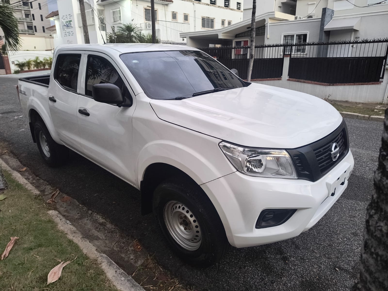 jeepetas y camionetas - Nissan Frontier NP300 2019 Nitida