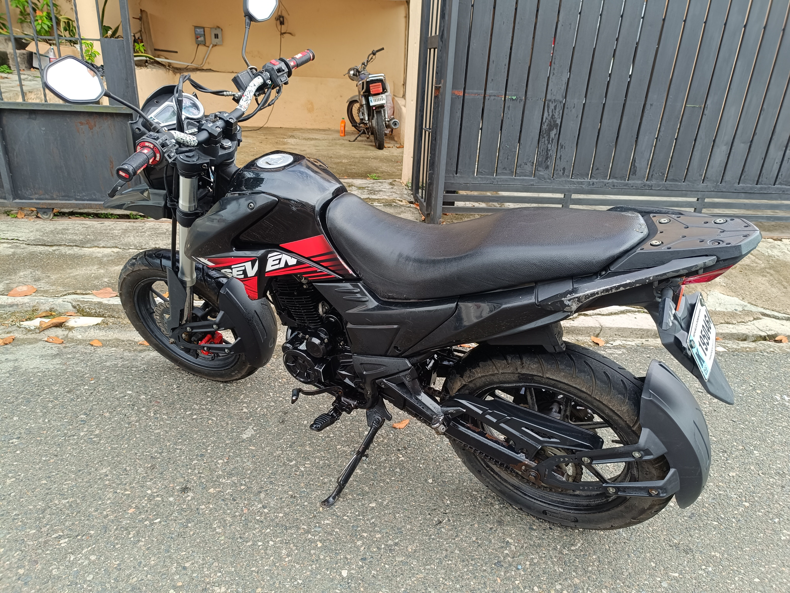 motores y pasolas - Loncin Seven 250cc 1