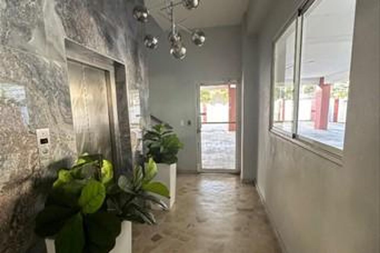 apartamentos - Apartamento en venta en Evaristo Morales 4