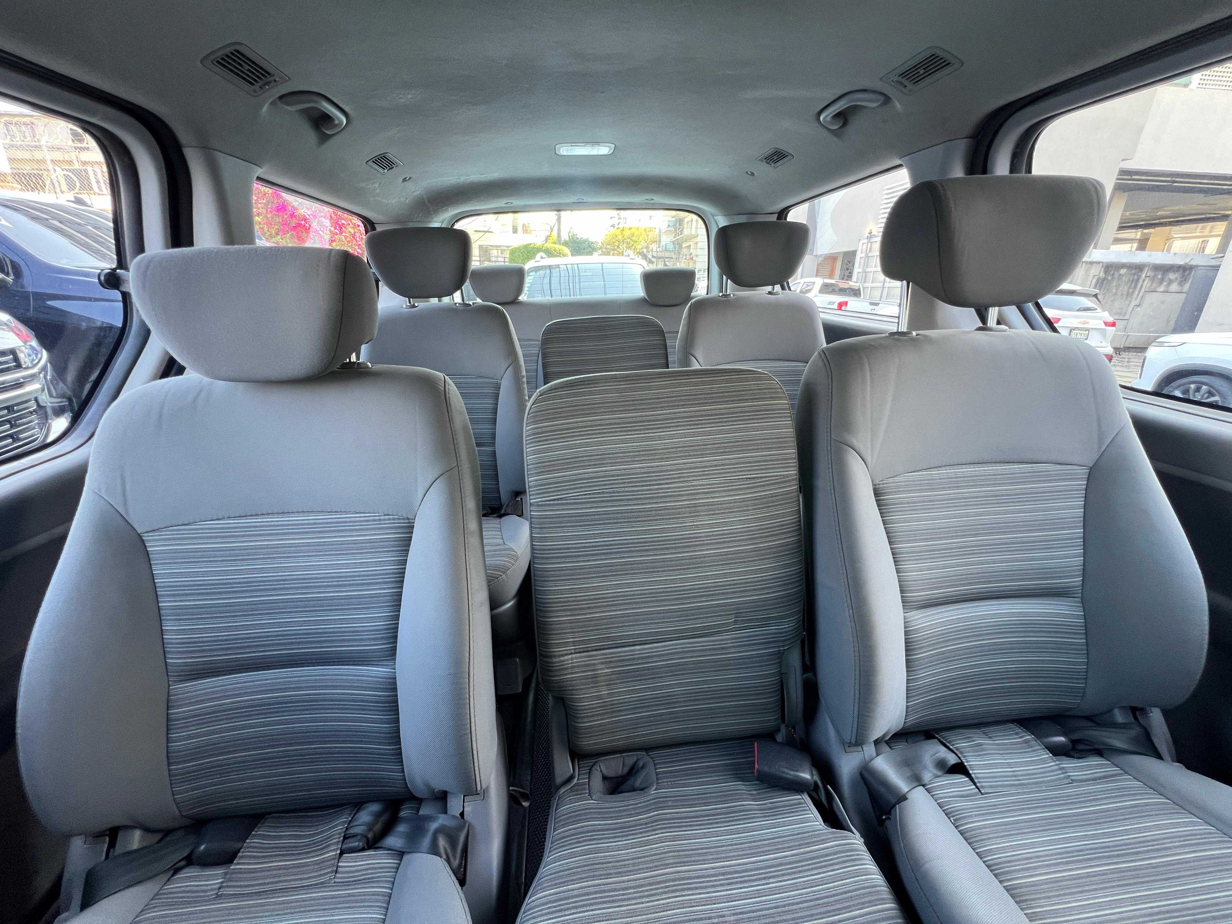 jeepetas y camionetas - HYUNDAI H1 2020 COMO NUEVA 9