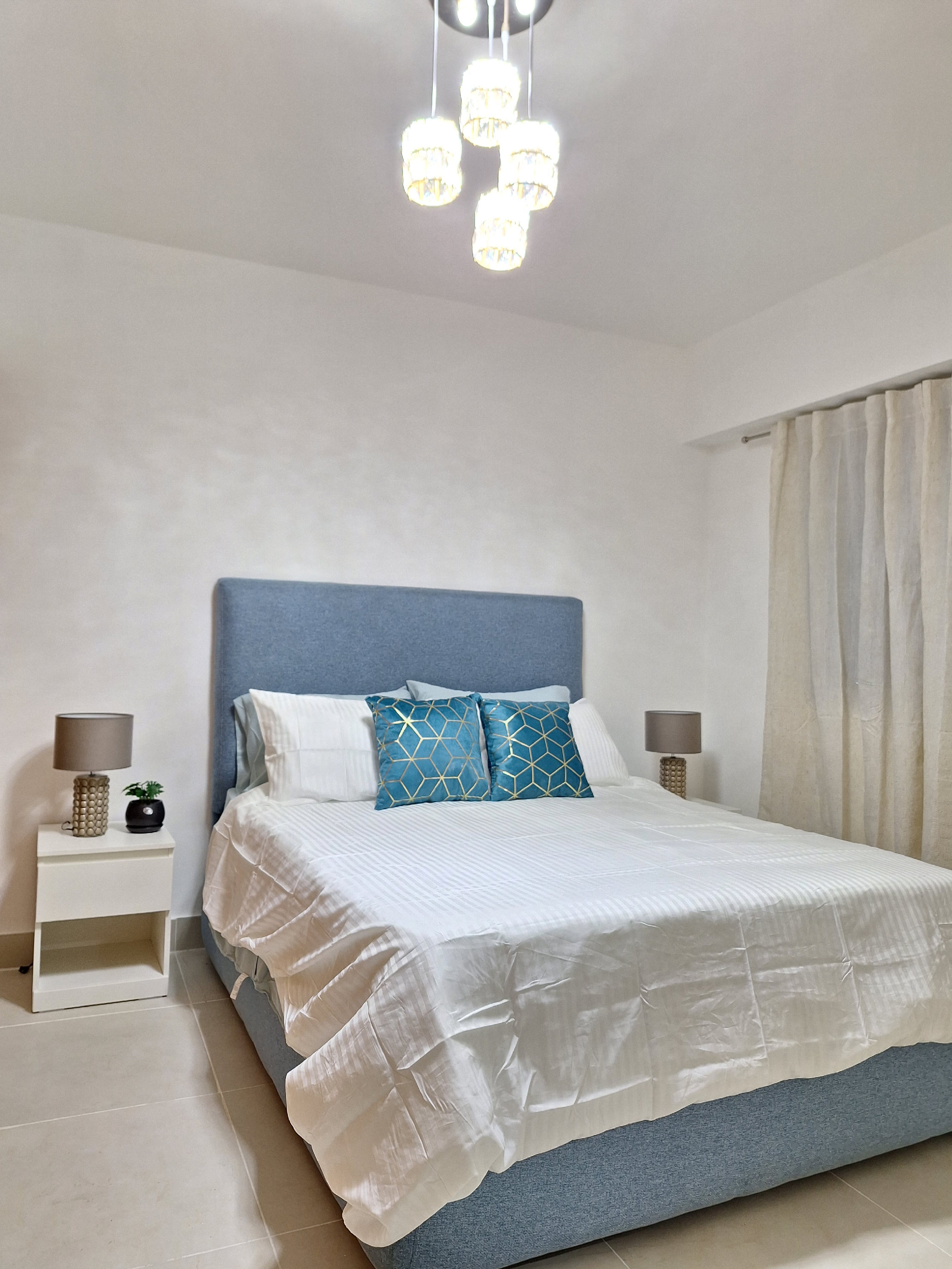 apartamentos - Piantini: En Alquiler Moderno Apartamento finamente Amueblado.  8