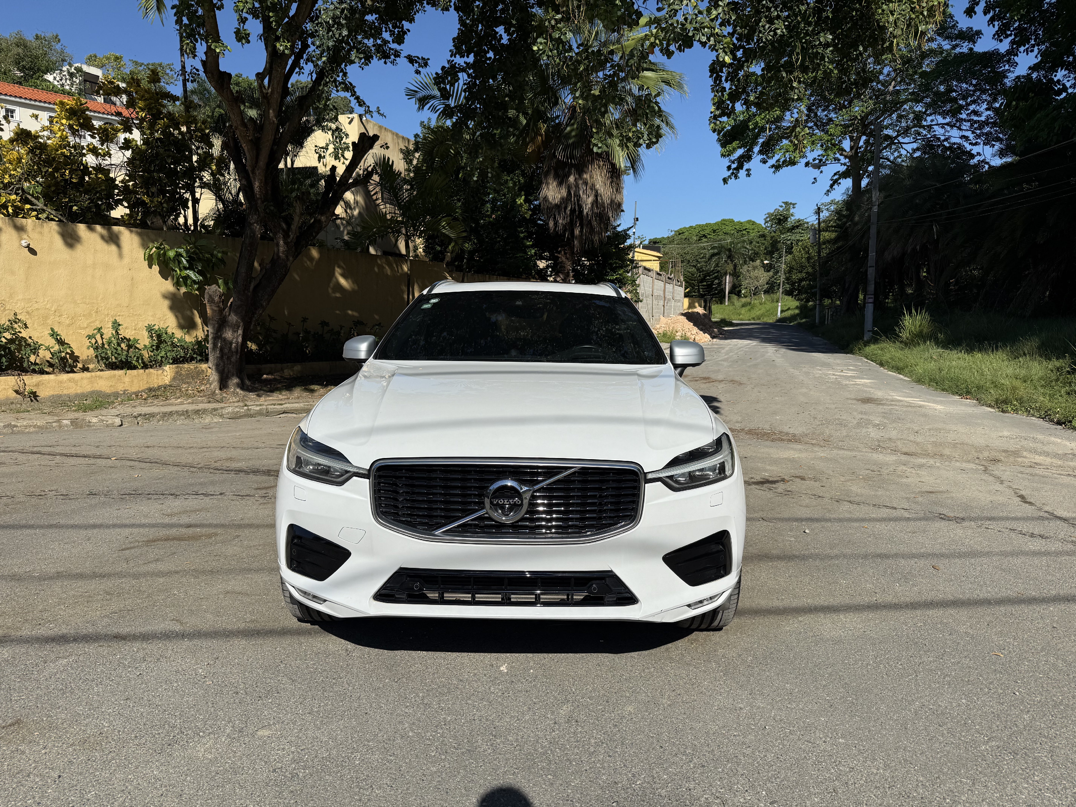 jeepetas y camionetas - Volvo XC 60 (T6 R Design) 1