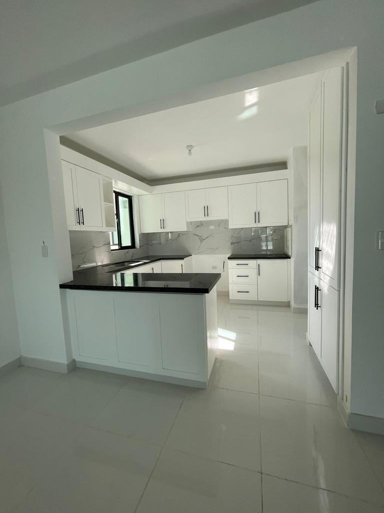 apartamentos - Hermoso Apartamento en Torre Recién Construido