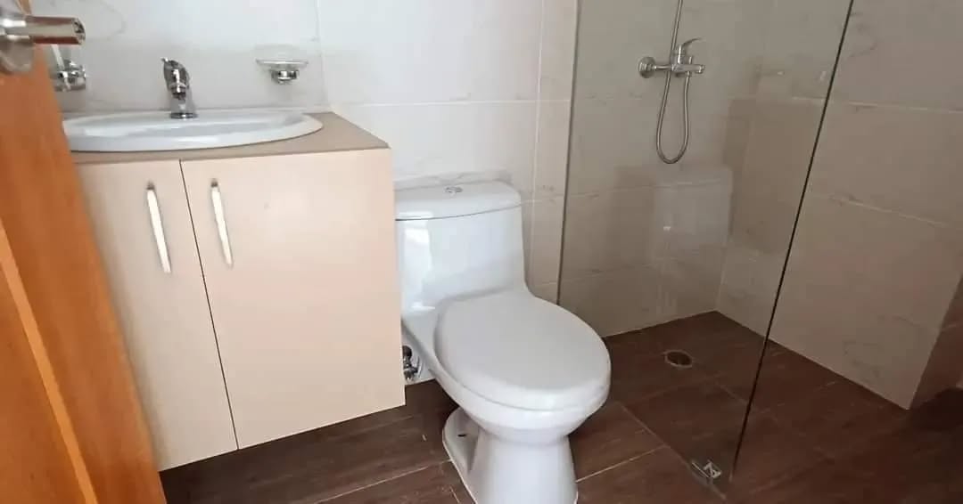apartamentos - rento 4to piso en autopista duarte a 3 minutos del homs  8
