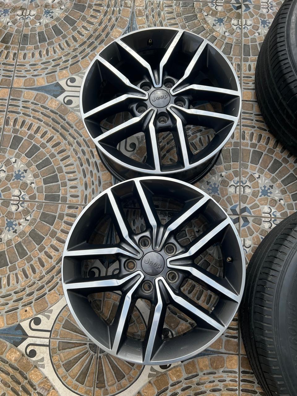 repuestos - Aros originales OEM y gomas  Jeep Grand Cherokee 4
