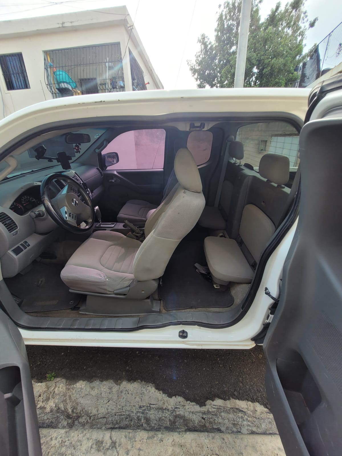 jeepetas y camionetas - Nissan Frontier 2014 5