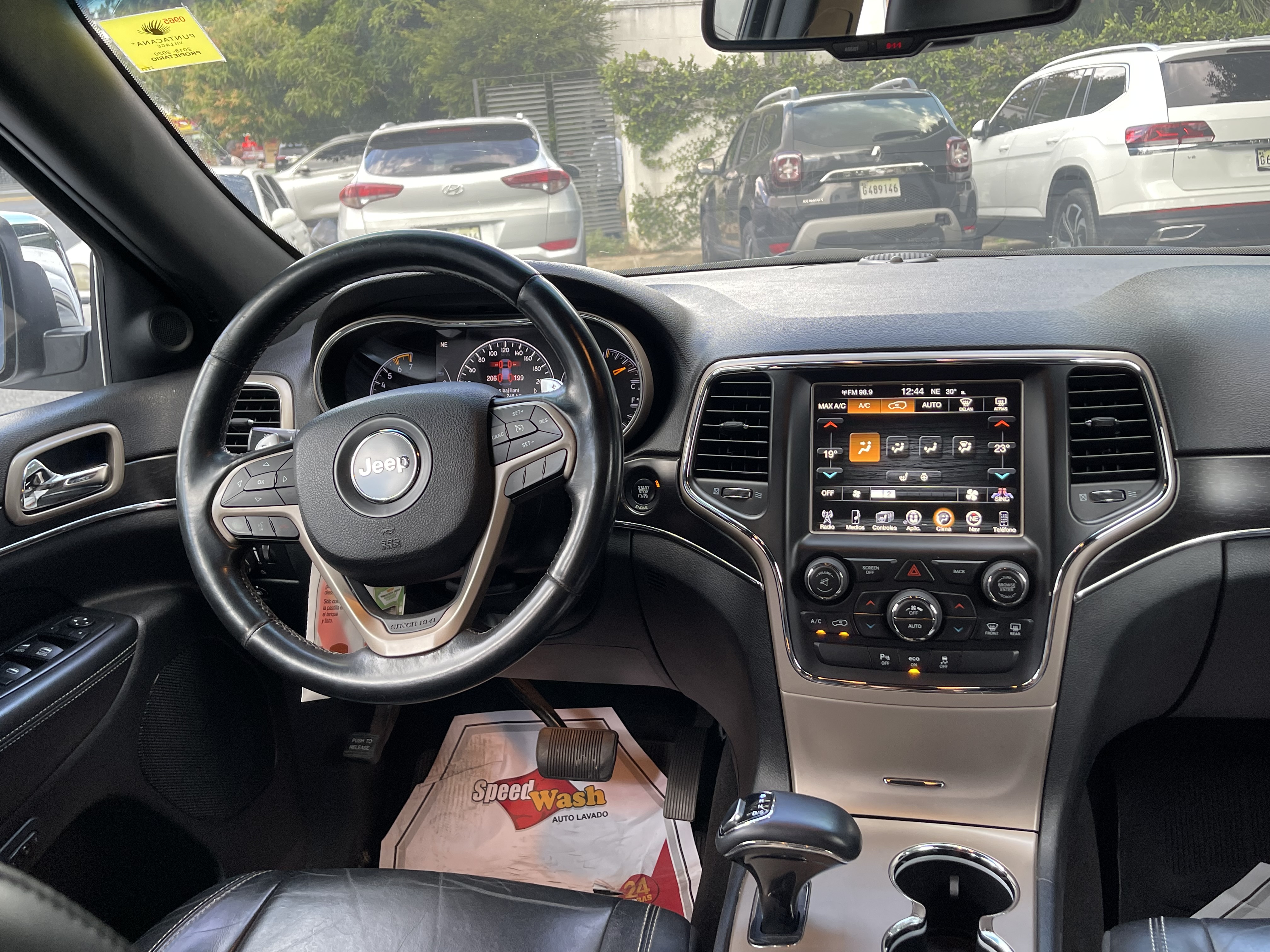 jeepetas y camionetas - JEEP GRAND CHEROKEE LIMITED 4X 3