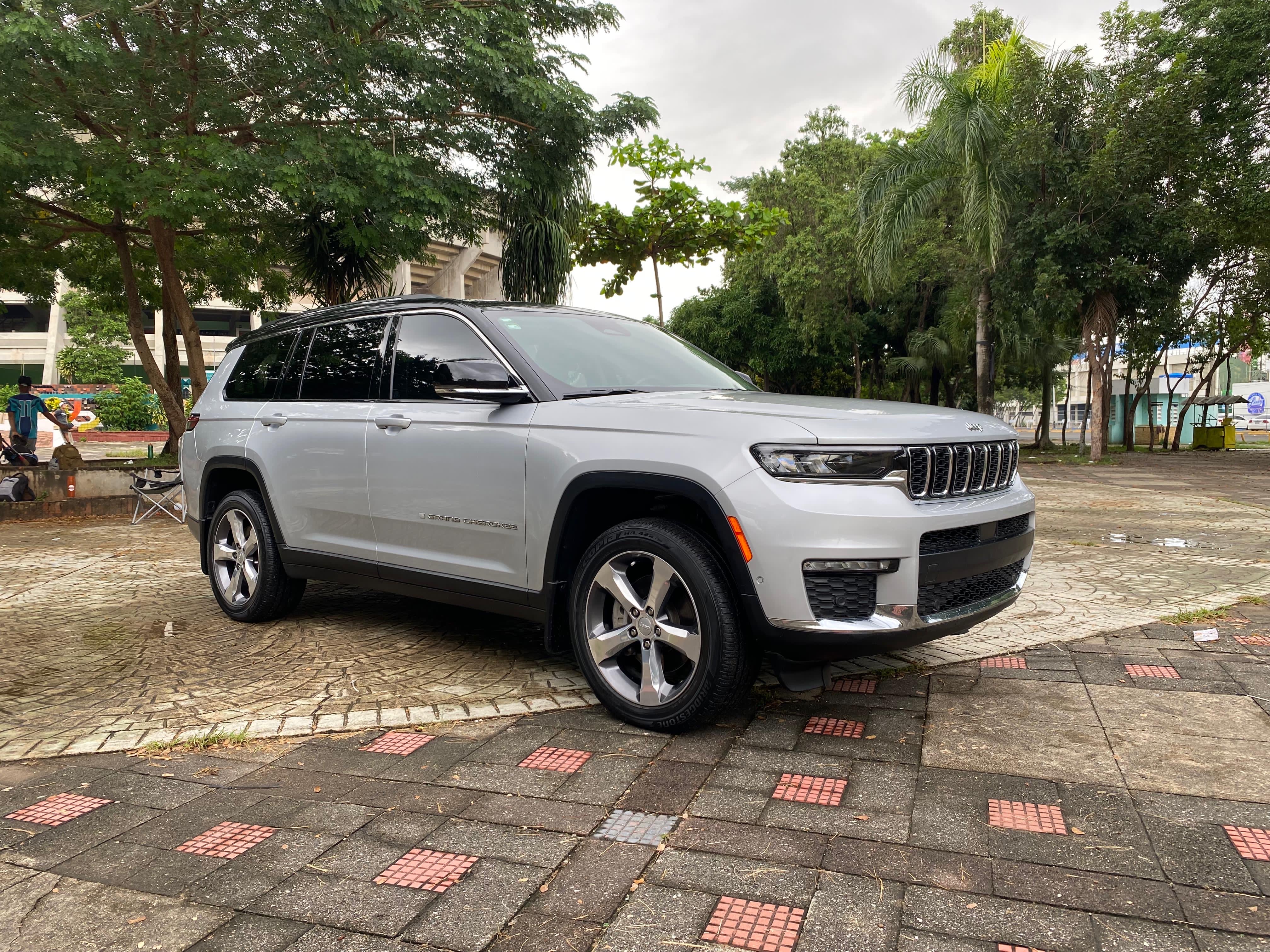 jeepetas y camionetas - JEEP GRAND CHEROKEE L 2022  2