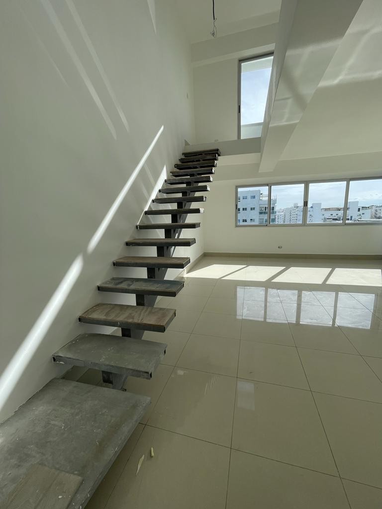 penthouses - Se vende apartamento tipo Penhouse en Evaristo Morales 5