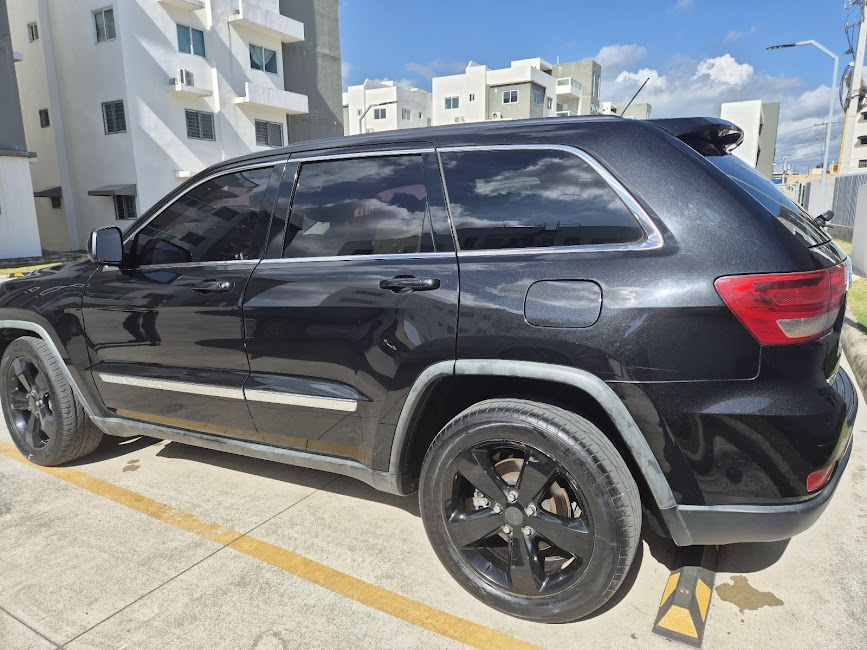 jeepetas y camionetas - JEEP GRAND CHEROKEE  2
