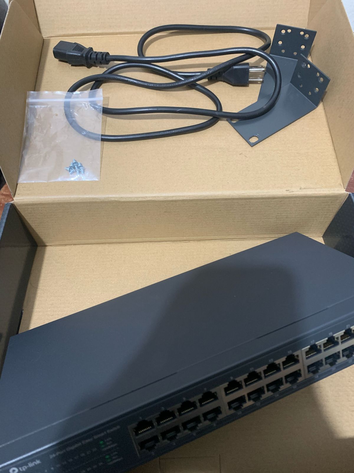 accesorios para electronica - Tp-link Tl-SG1024DE24-port managed smart Switch  5