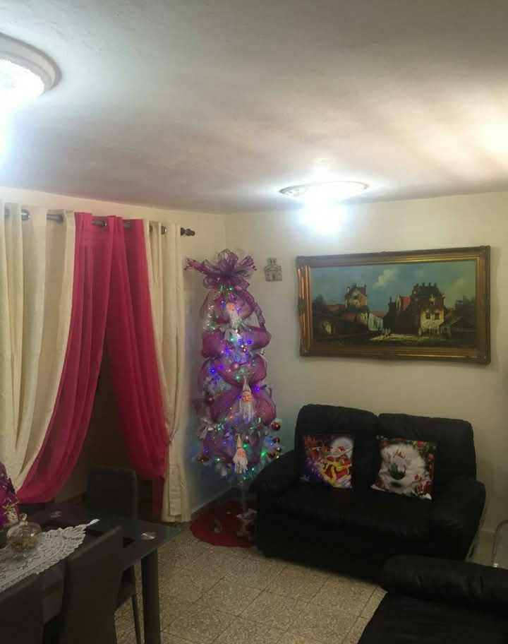 apartamentos - de oportunidad apartamento en el almirante económico primera planta 2