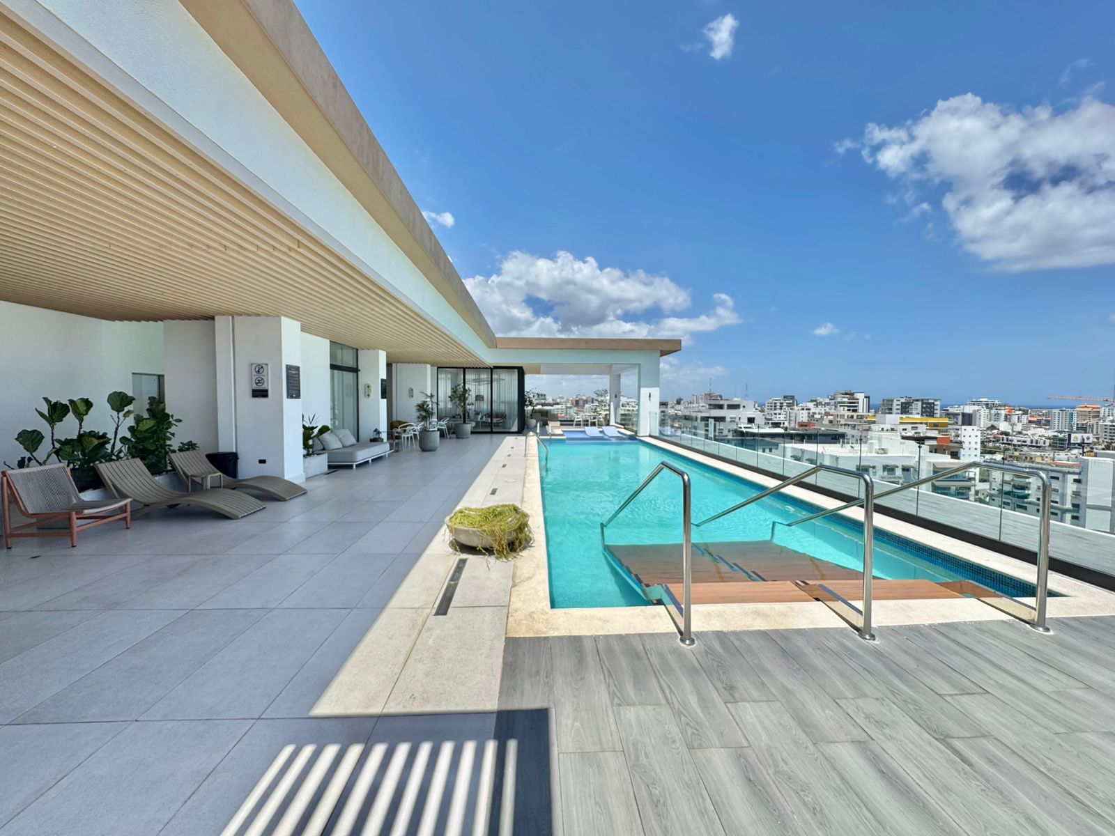 apartamentos - Apartamento en Alquiler Amueblado Evaristo Morales 1