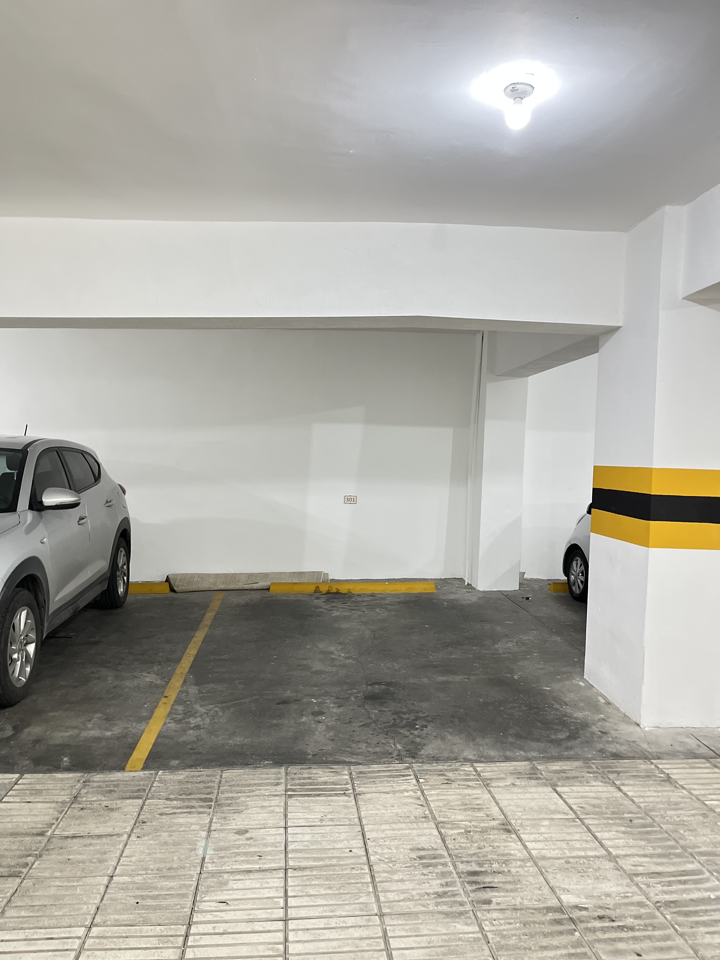 apartamentos - Alquilo moderno apartamento en el Evaristo Morales con línea blanca 9