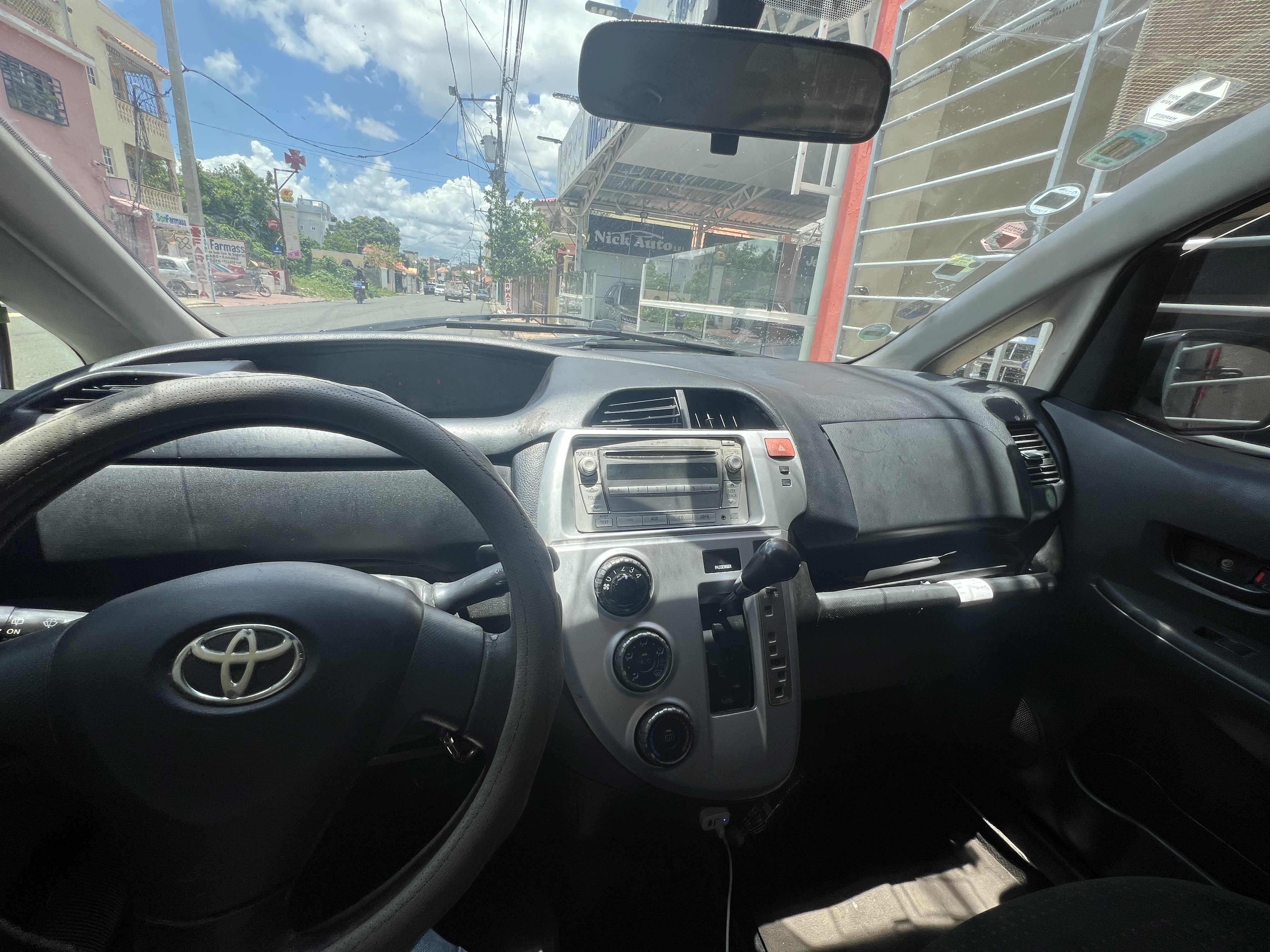 carros - 🔥se vende Toyota Ractis 2009 6