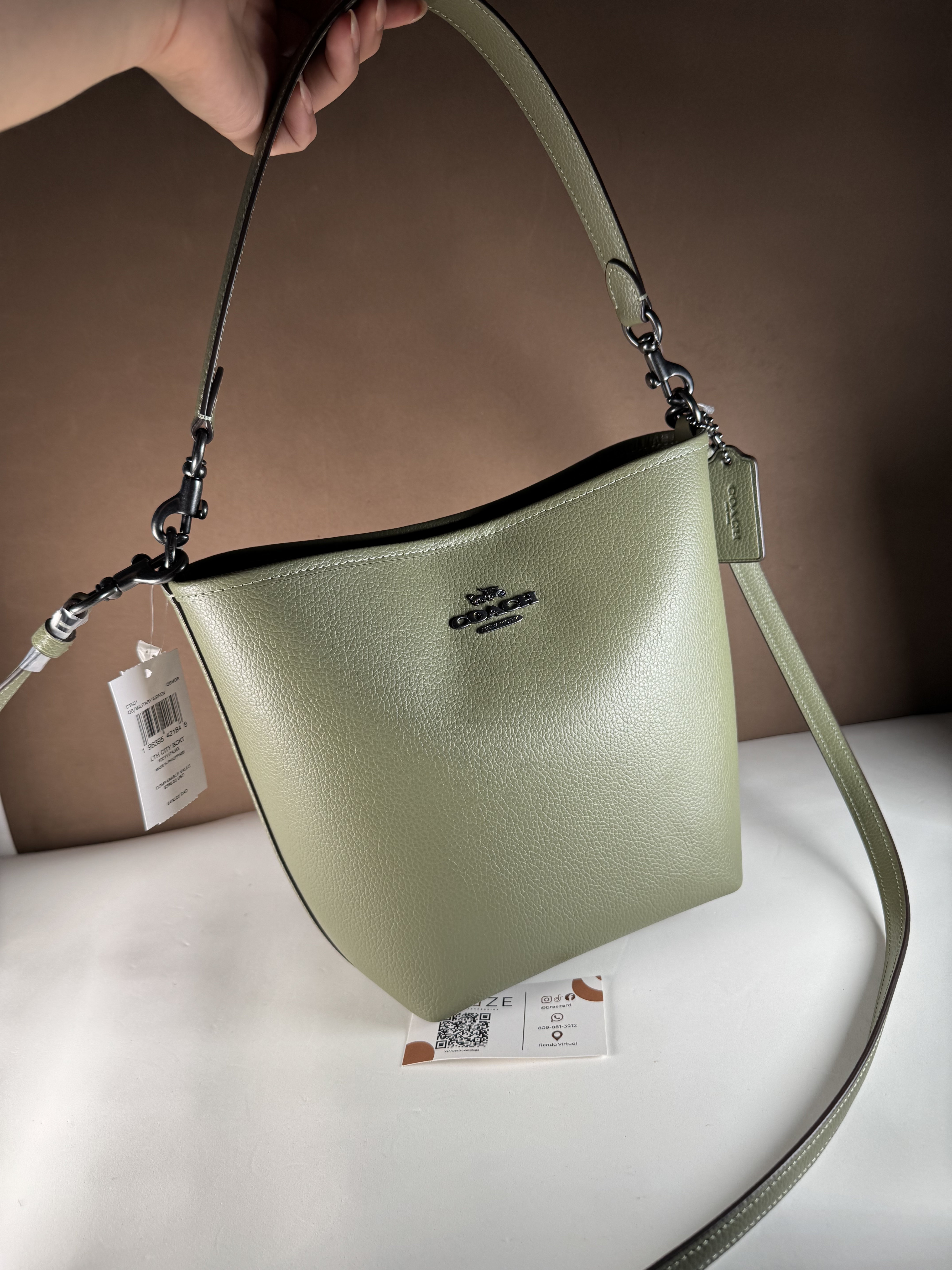 carteras y maletas - City Bucket Coach 100% original. 
  1
