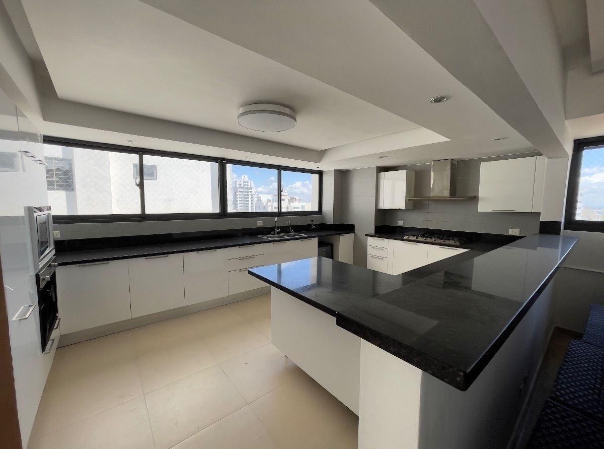 apartamentos - venta de penthouse de 2 niveles en naco de 391mts Distrito nacional  7