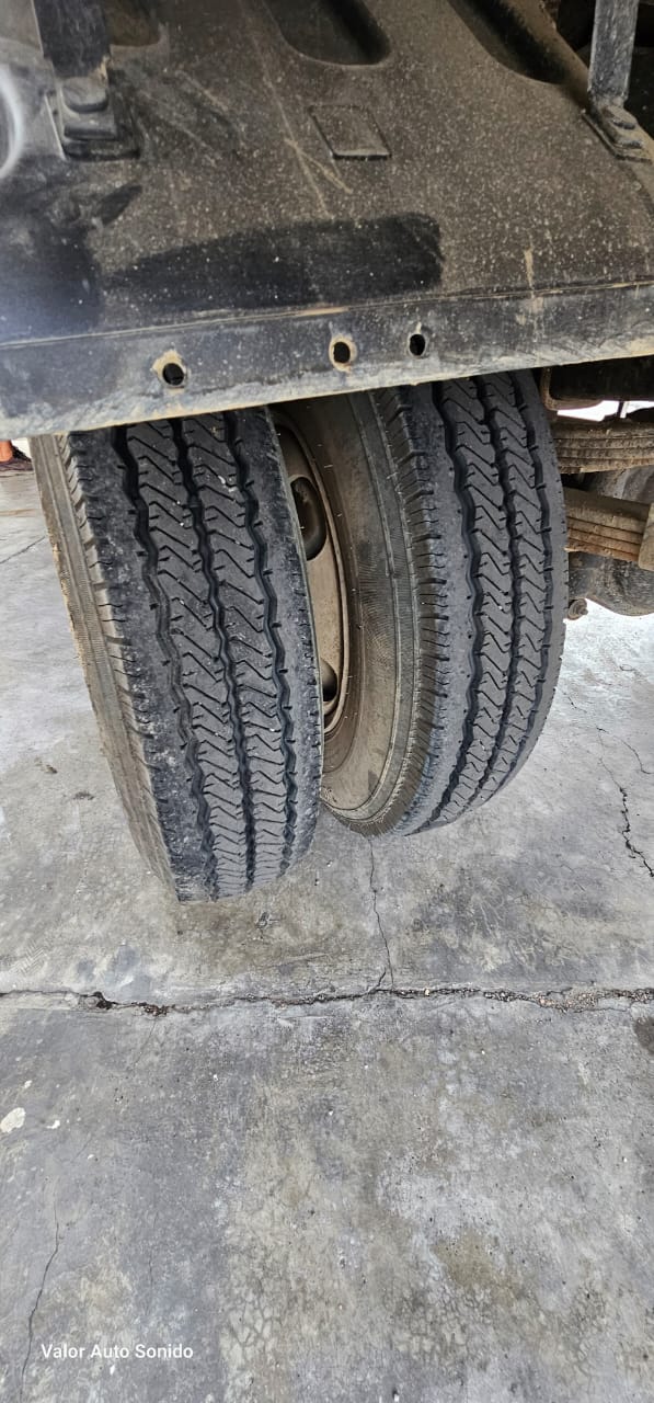 camiones y vehiculos pesados - Mitsubishi Canter 2006 7