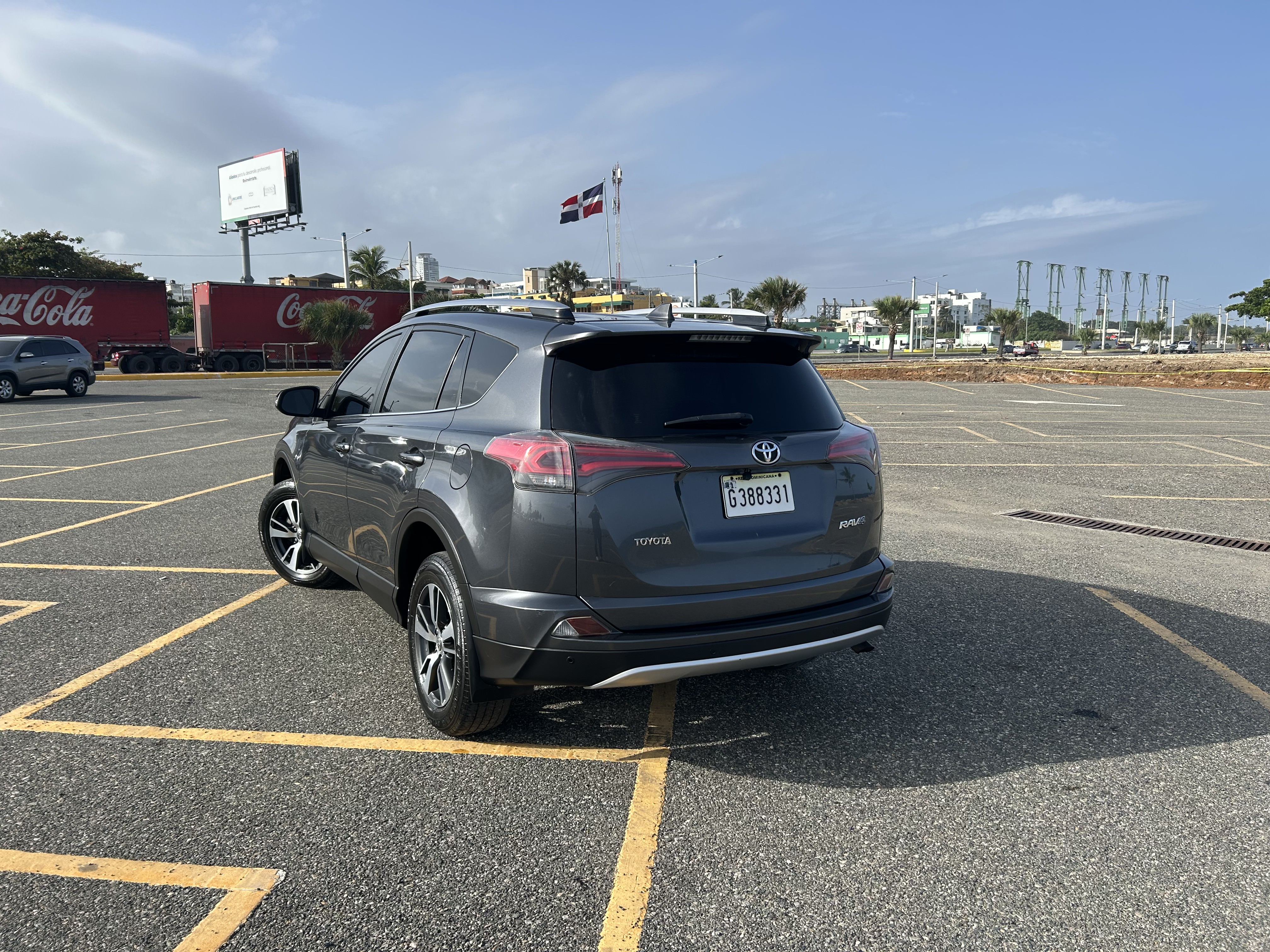 jeepetas y camionetas - Toyota Rav4 2017 • 80,644 km 8