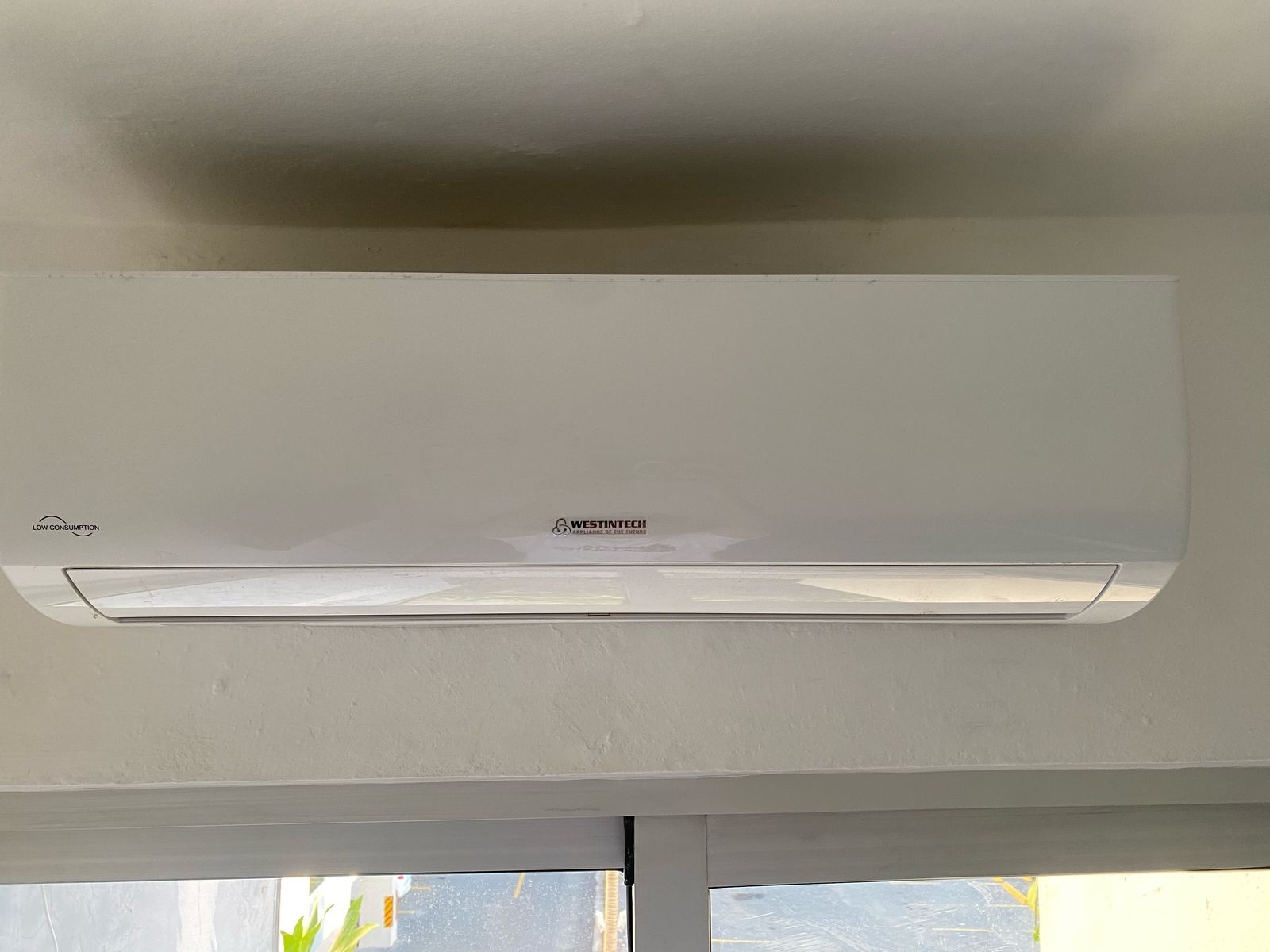 muebles y colchones - Juego de habitación, aire acondicionado 12mil btu 0