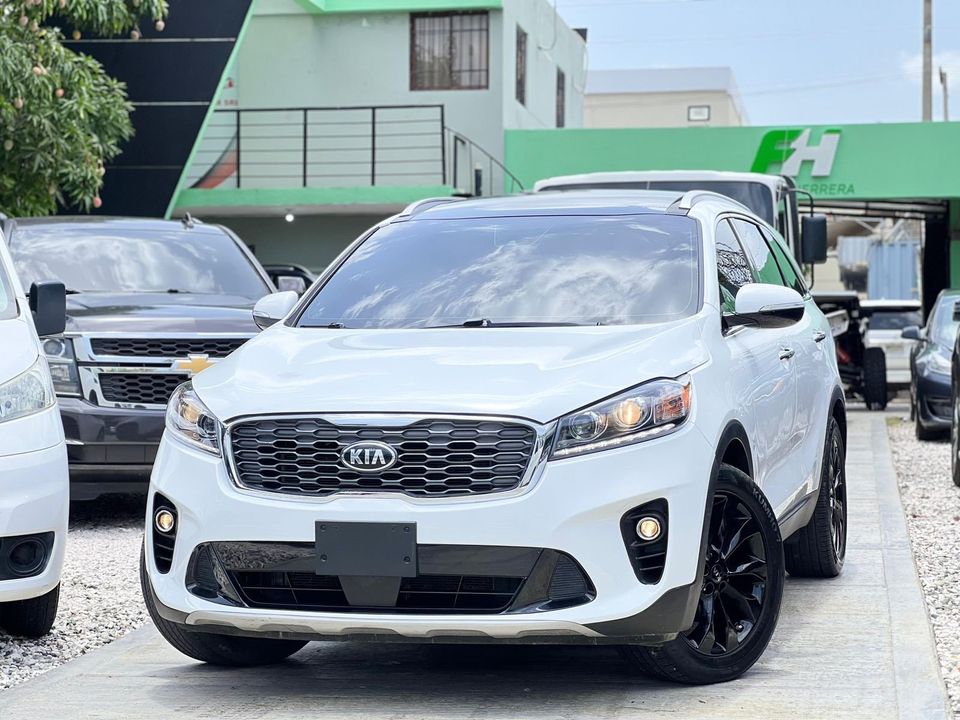 jeepetas y camionetas - KIA SORRENTO  EX V6 panorámica 2020  0