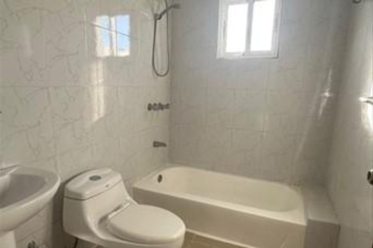 apartamentos - Apartamento en venta en Evaristo Morales 5