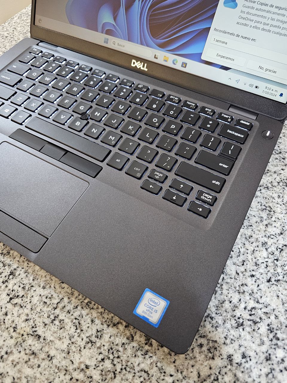 computadoras y laptops - LAPTOP DELL I7 TOUCH 16GBRAM COMO NUEVA 2