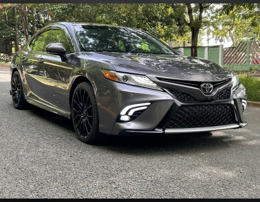 carros - se vende Toyota camry 2018  1
