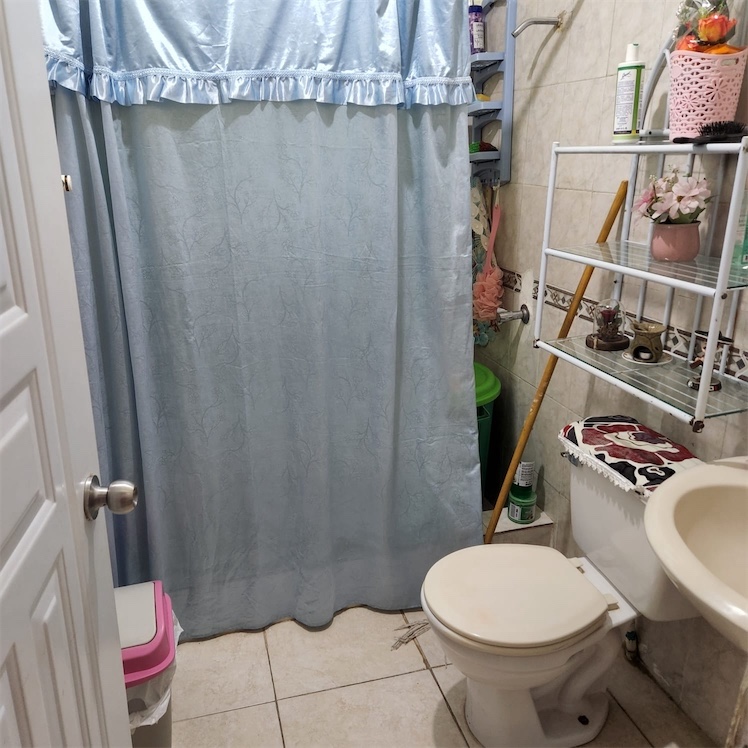casas - Vendo Casa en Santo Domingo Este, Villa Faro  7
