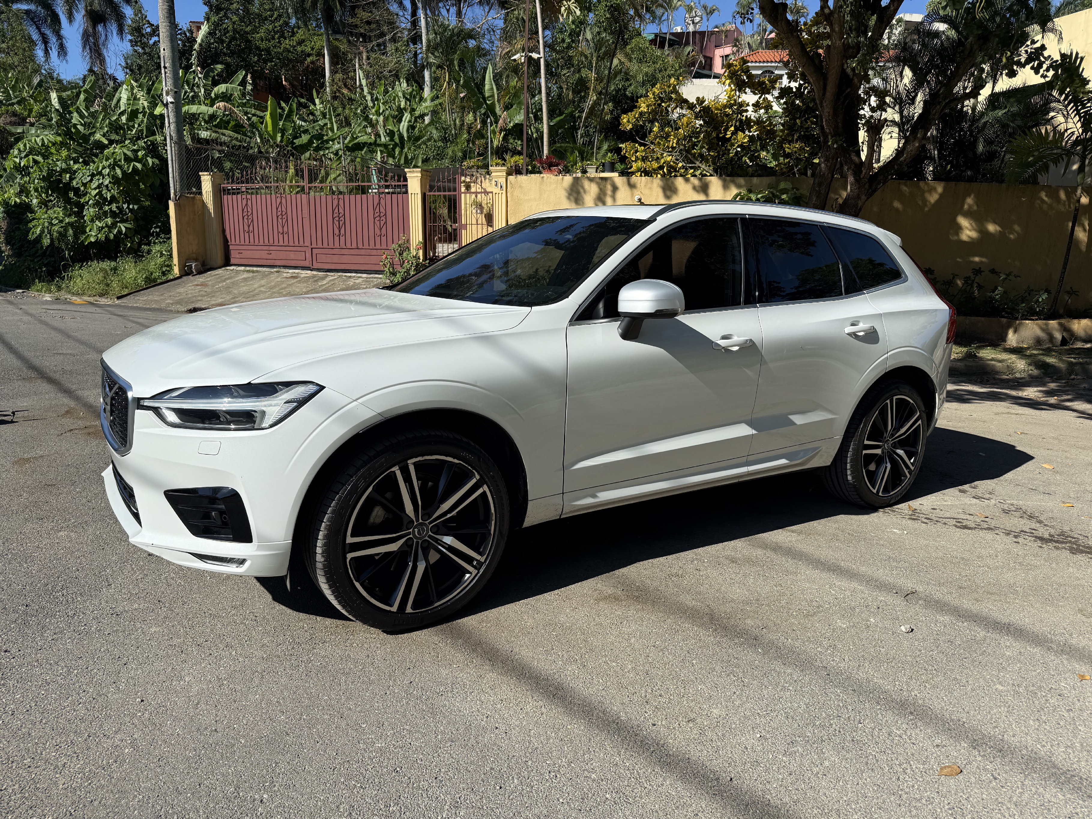 jeepetas y camionetas - Volvo XC 60 (T6 R Design) 2